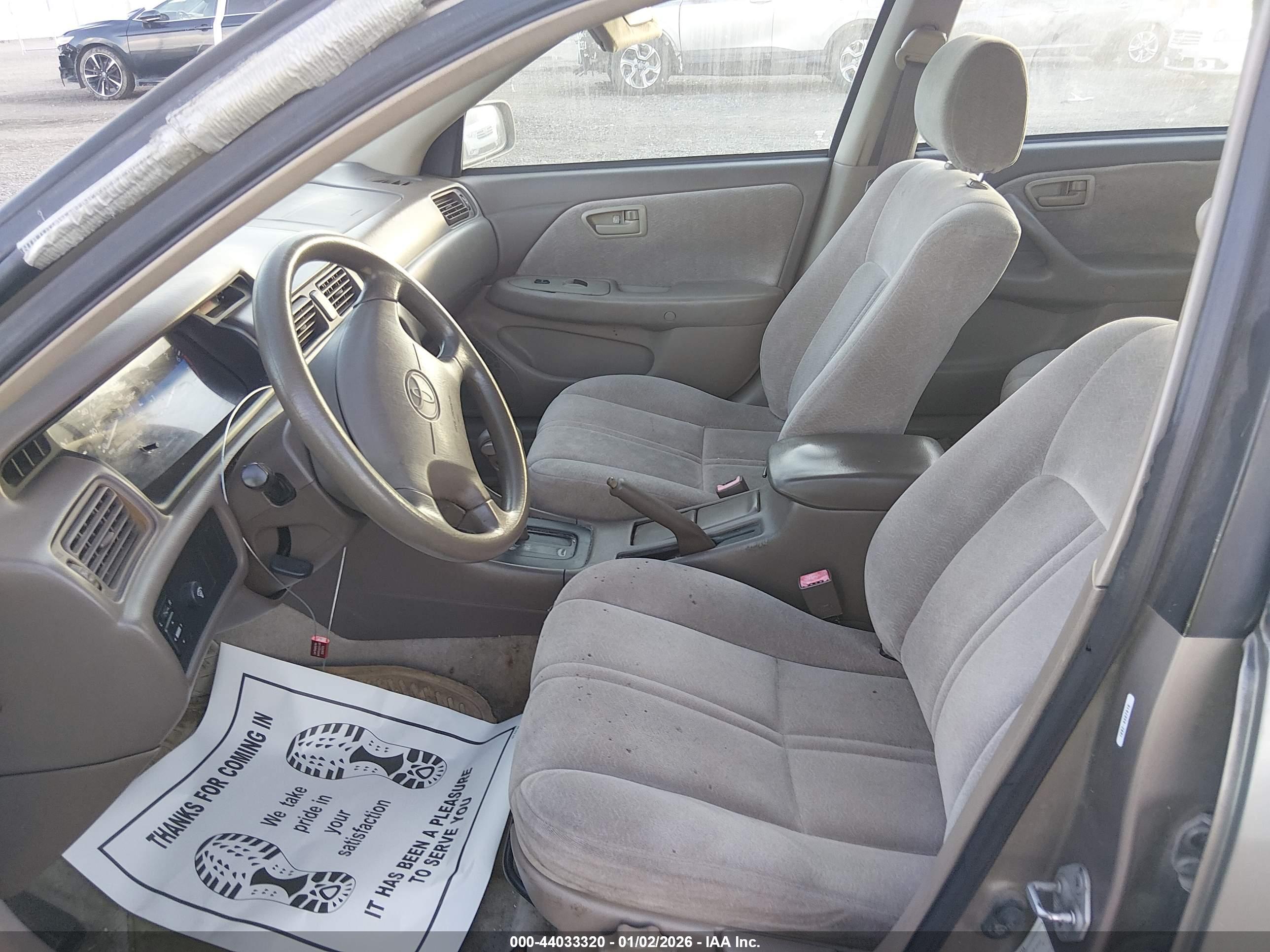 TOYOTA CAMRY image 5