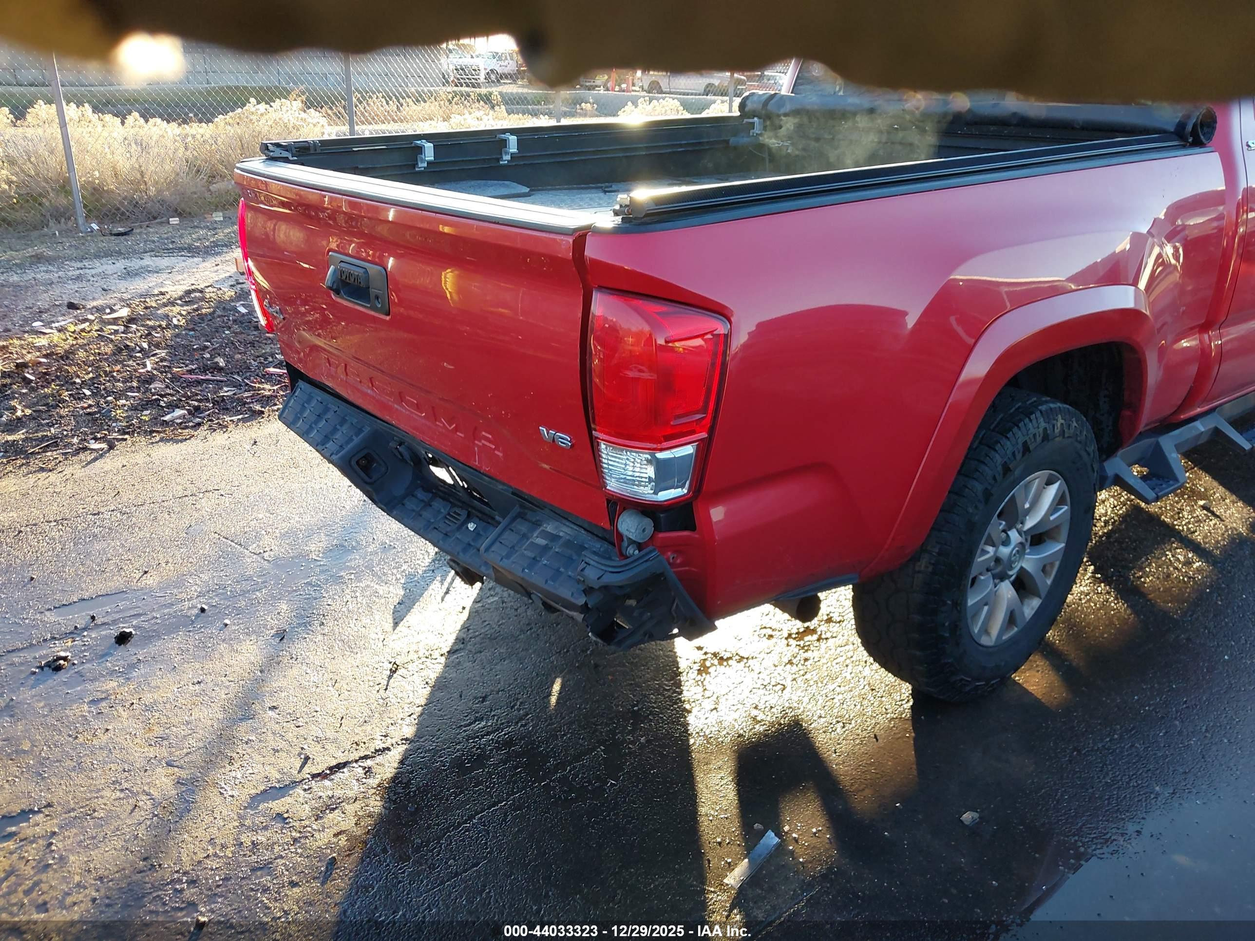 TOYOTA TACOMA image 6