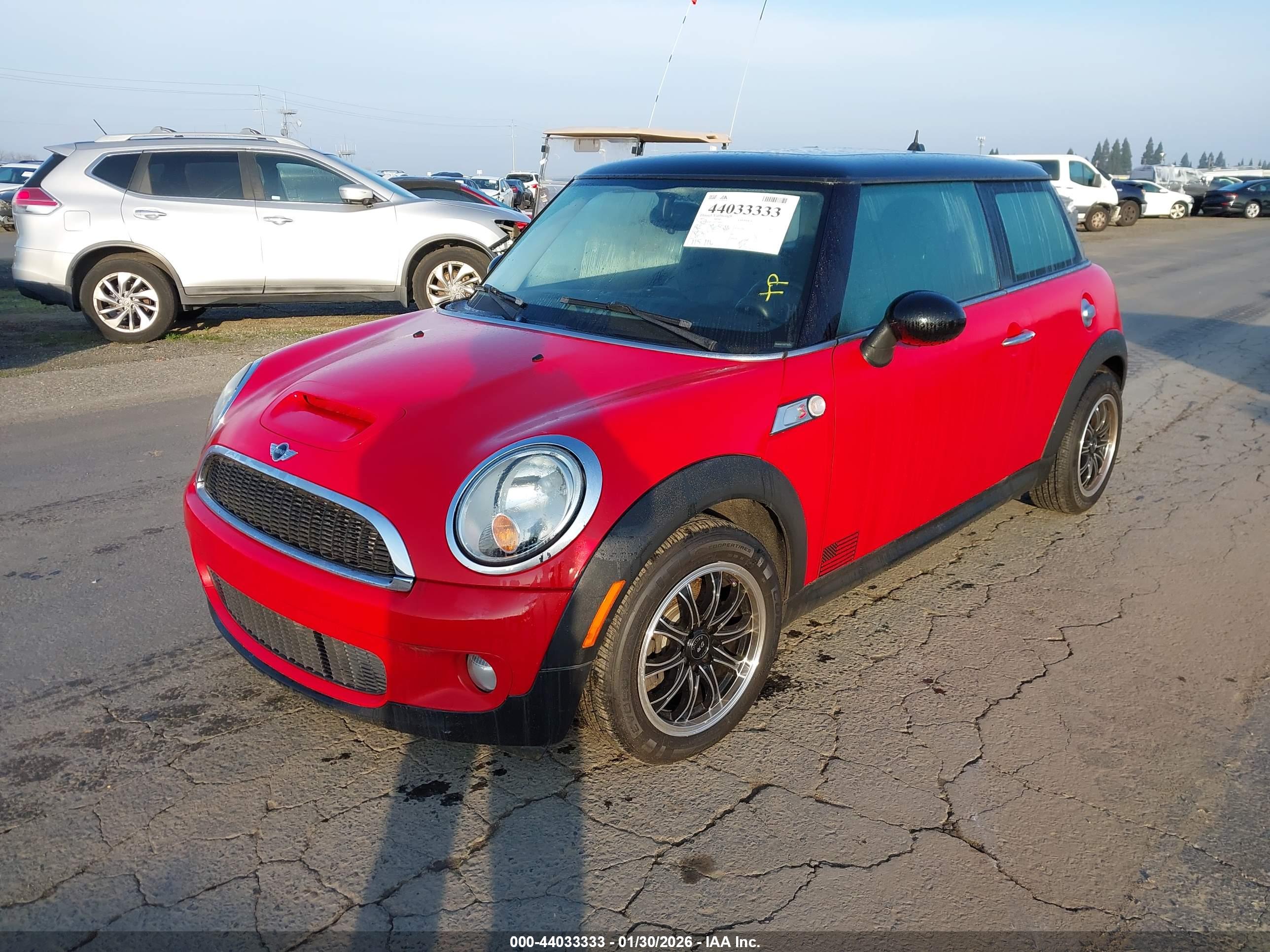 MINI COOPER image 2