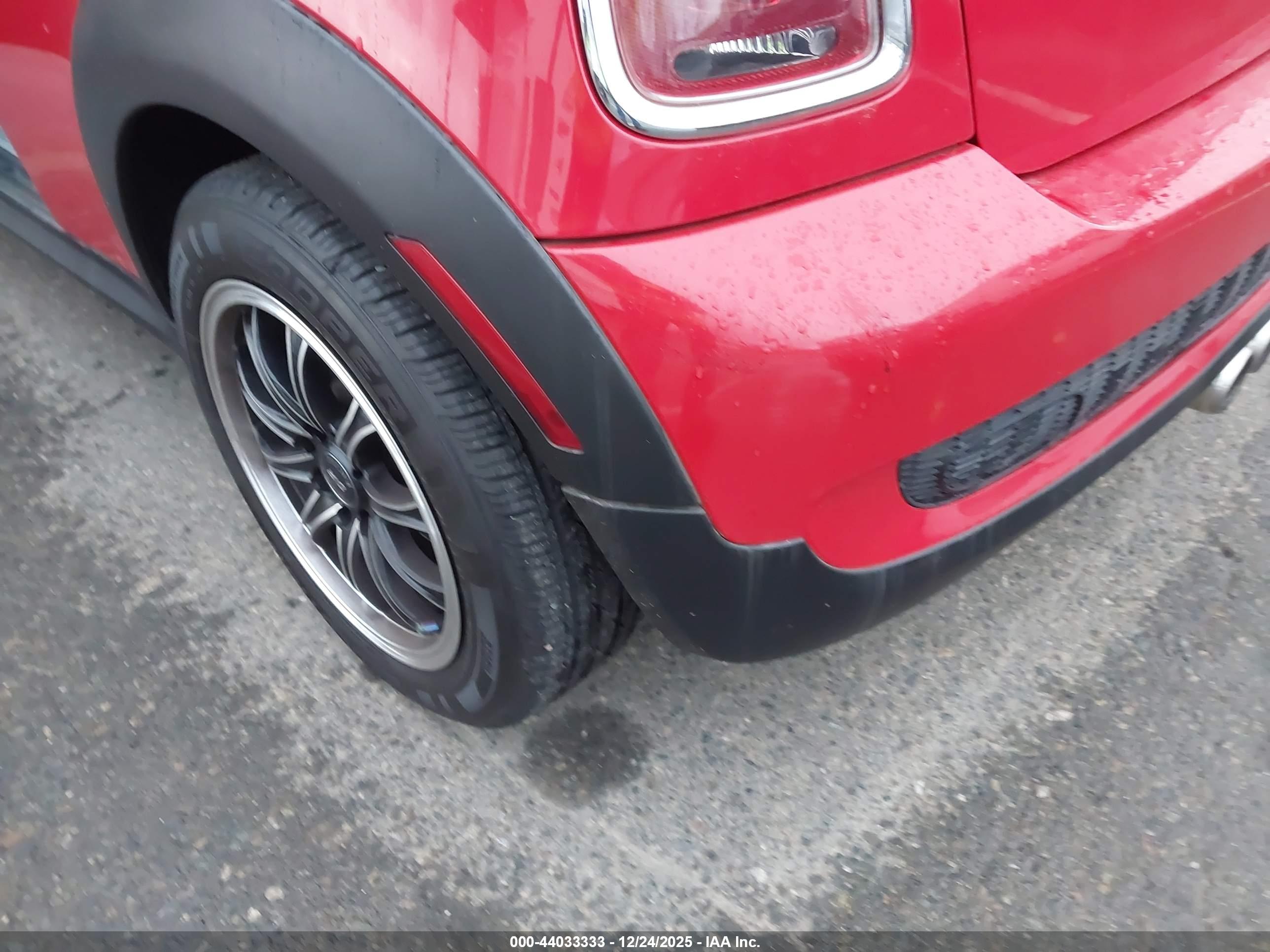 MINI COOPER image 6