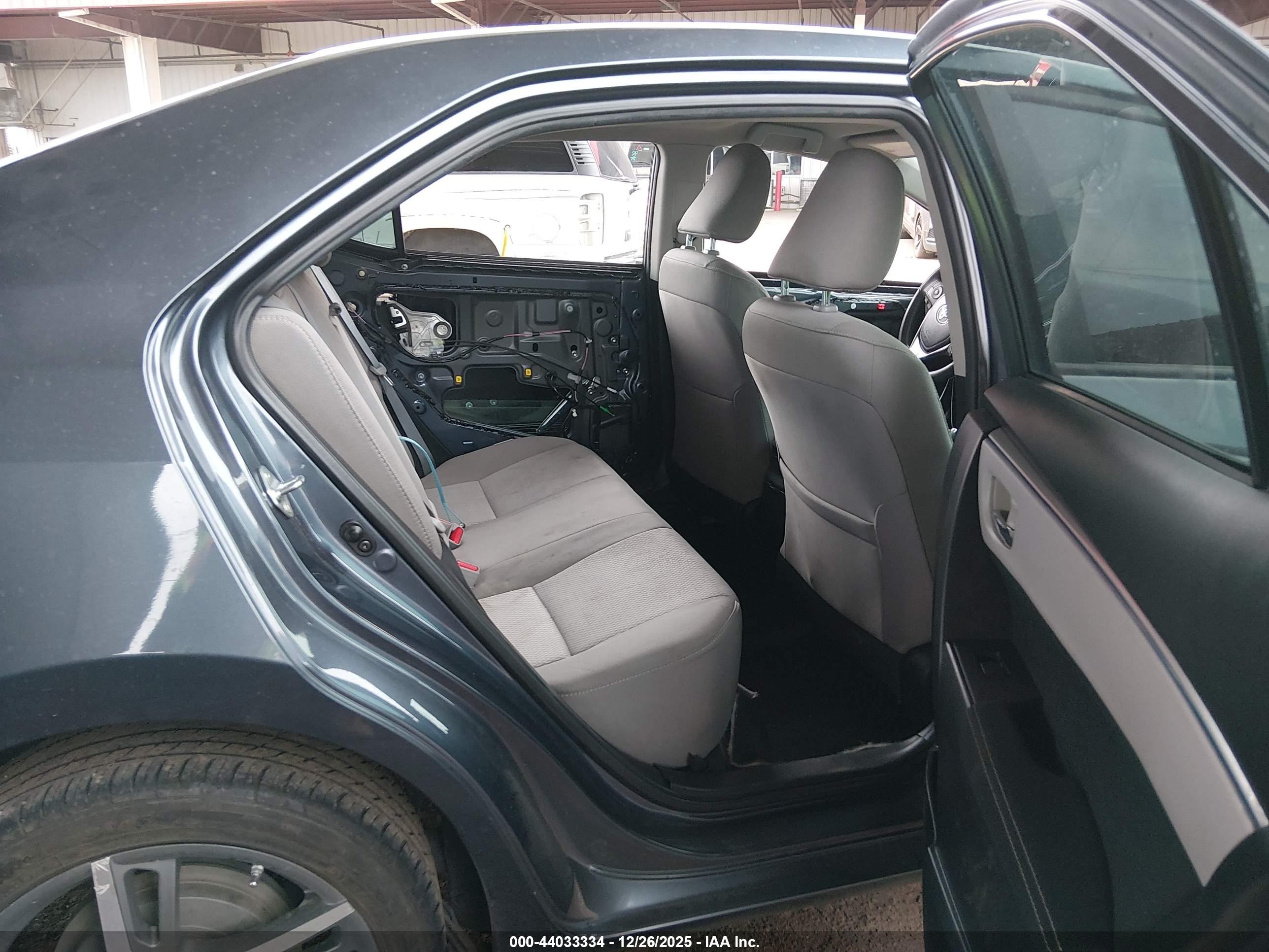 TOYOTA COROLLA image 8