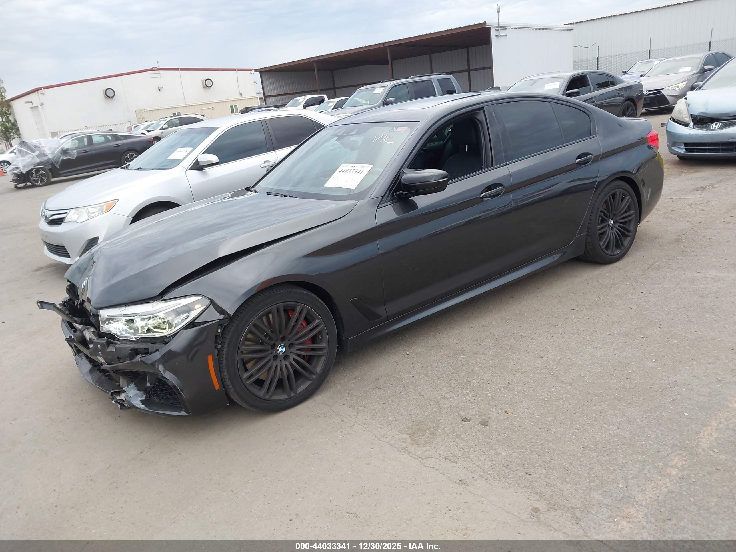BMW M550I image 2