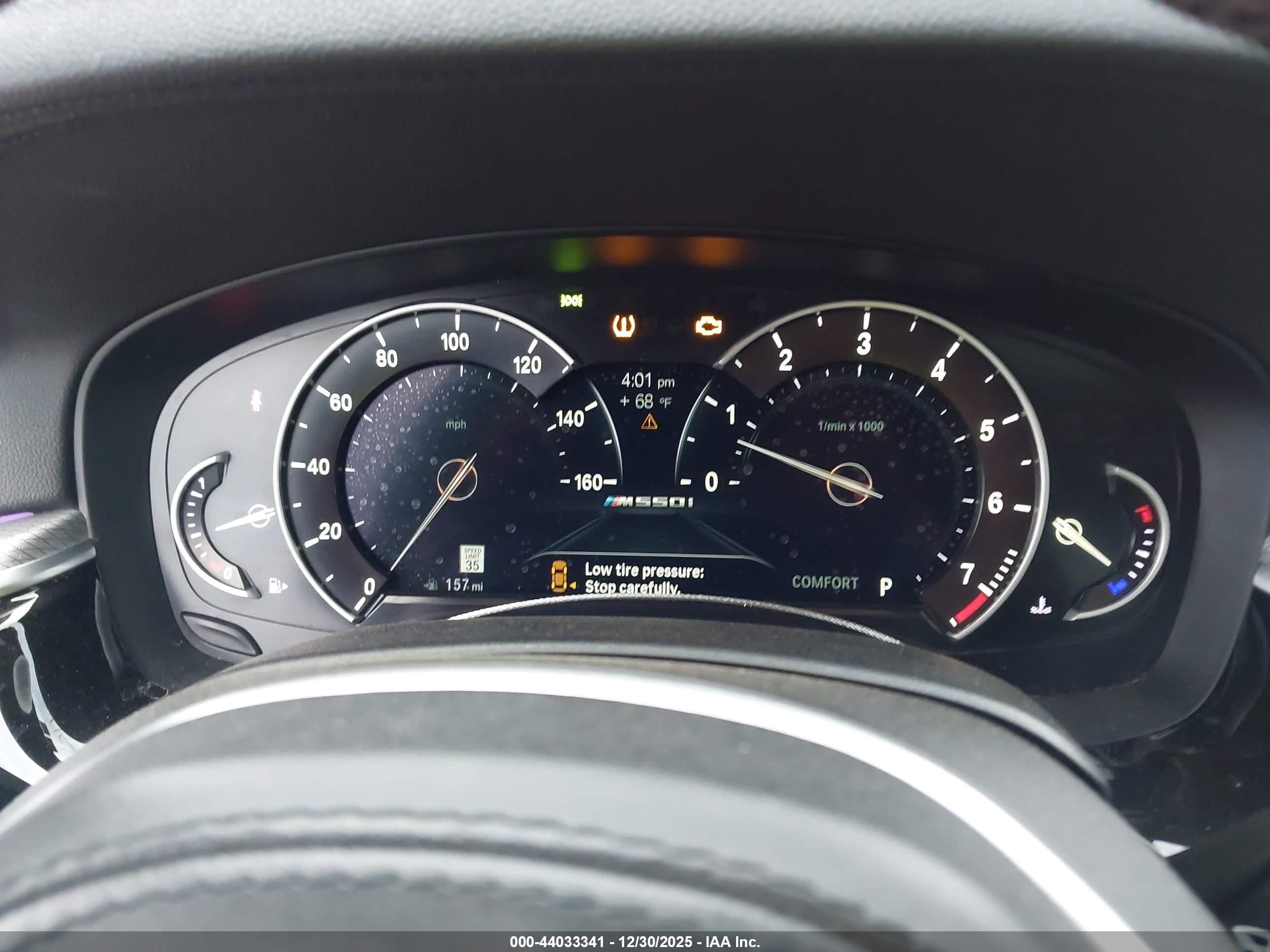 BMW M550I image 7