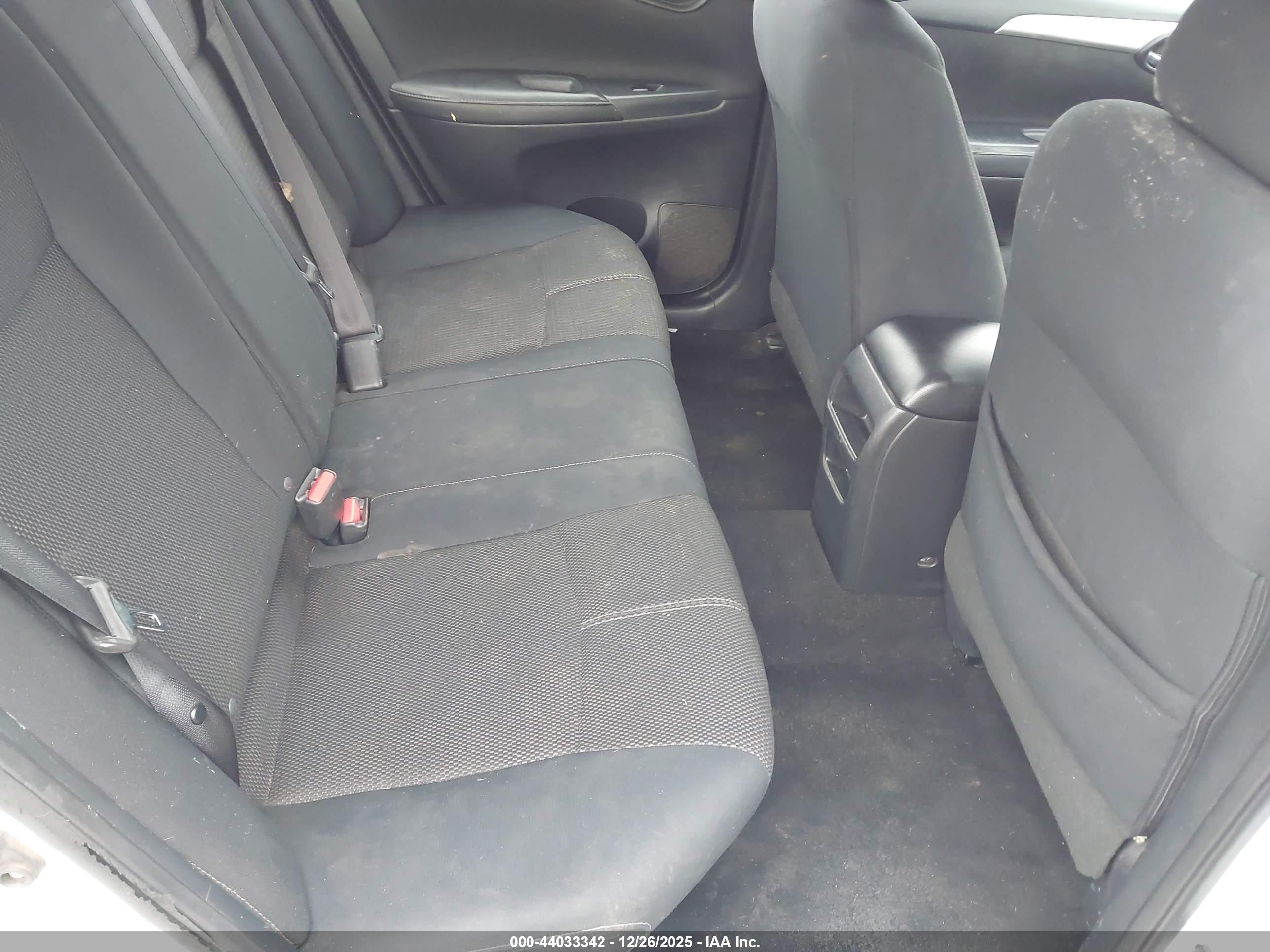 NISSAN SENTRA image 8