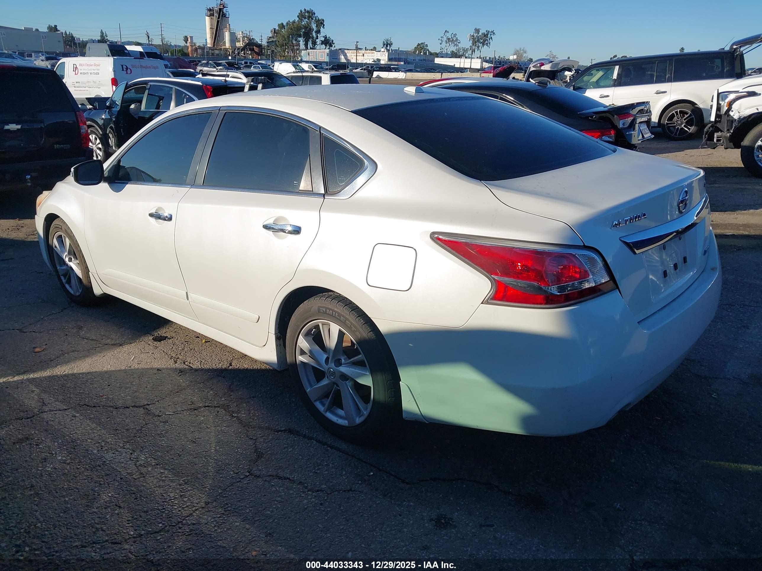 NISSAN ALTIMA image 3