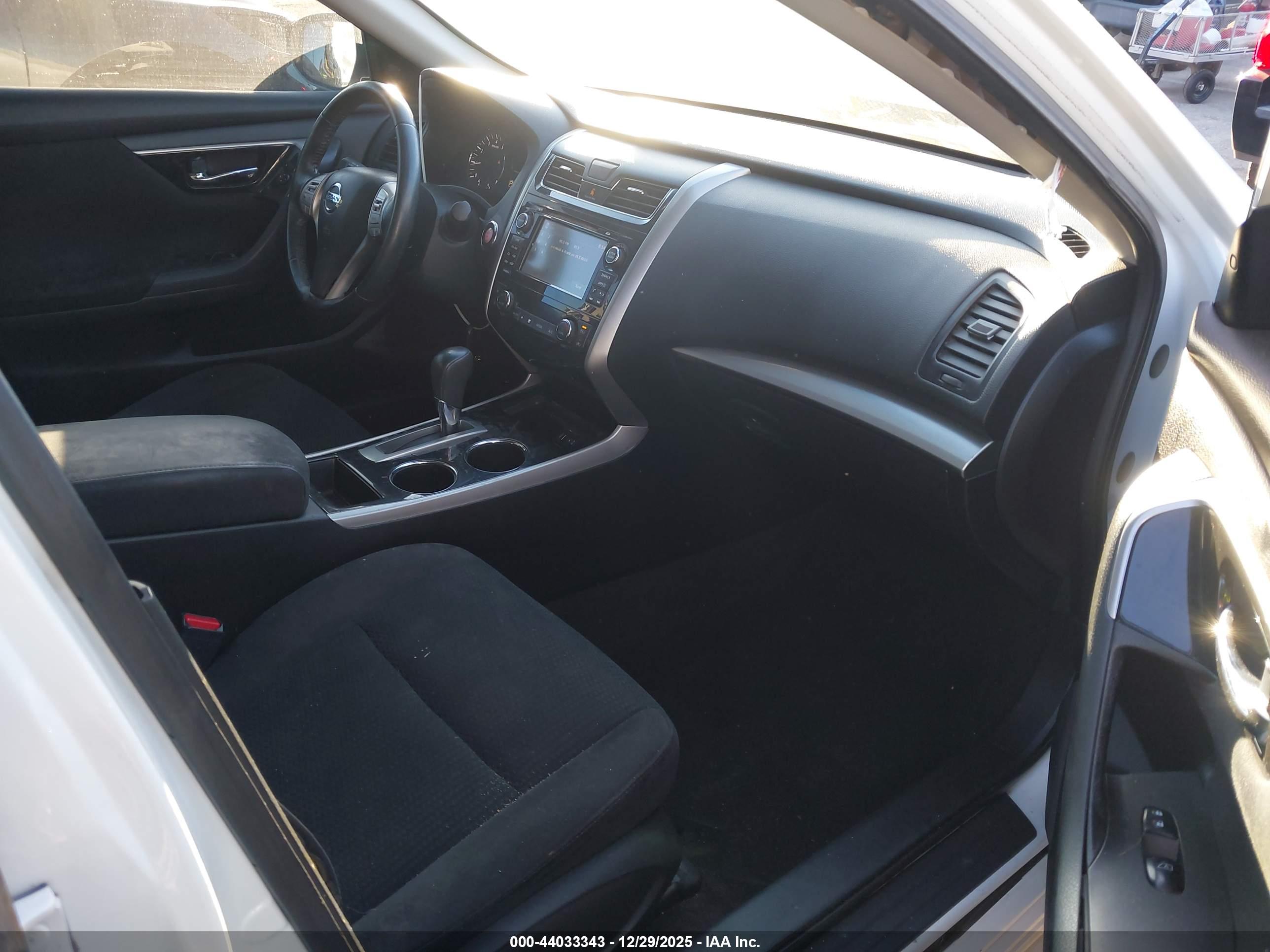 NISSAN ALTIMA image 5