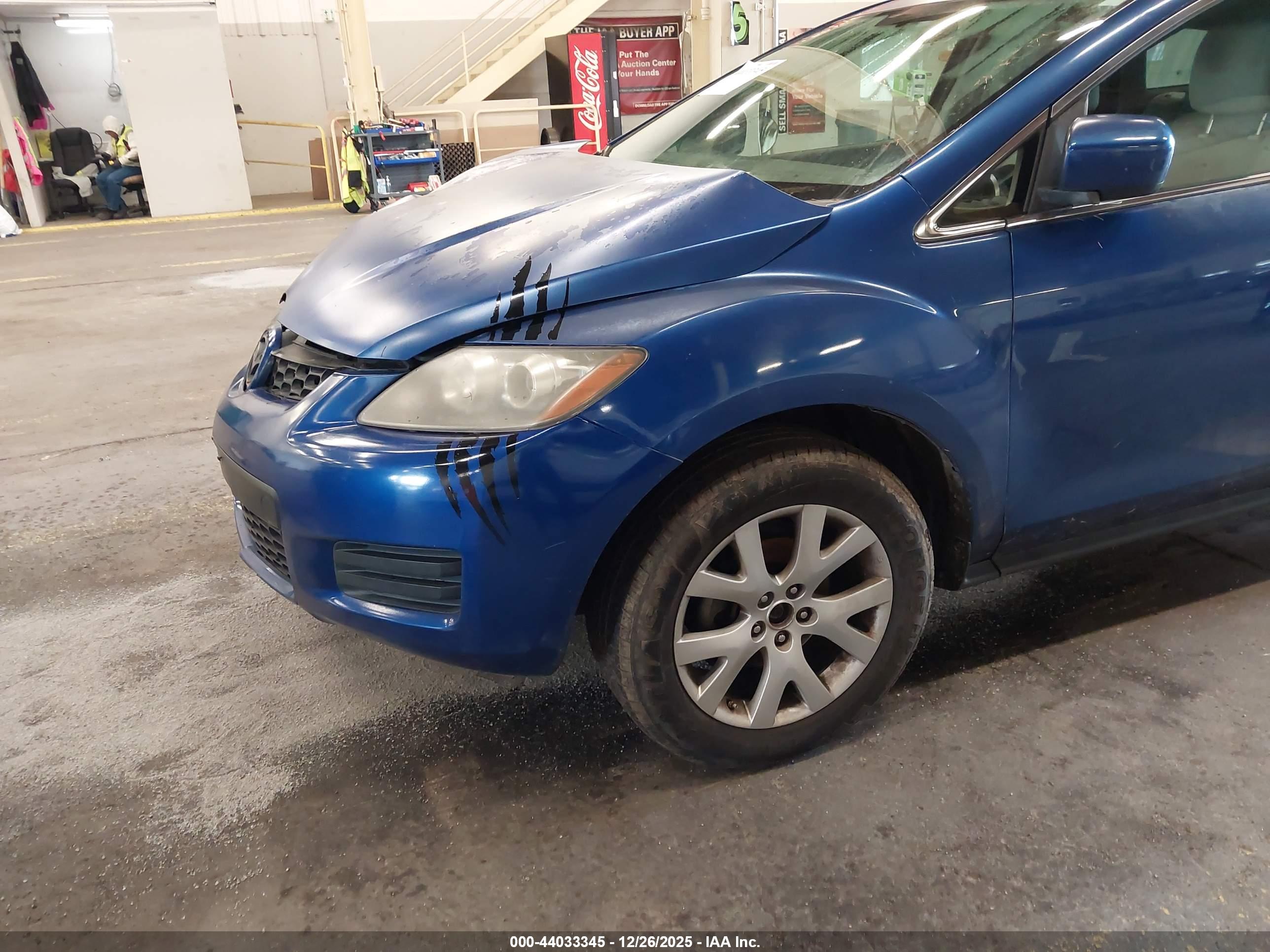 MAZDA CX-7 image 6