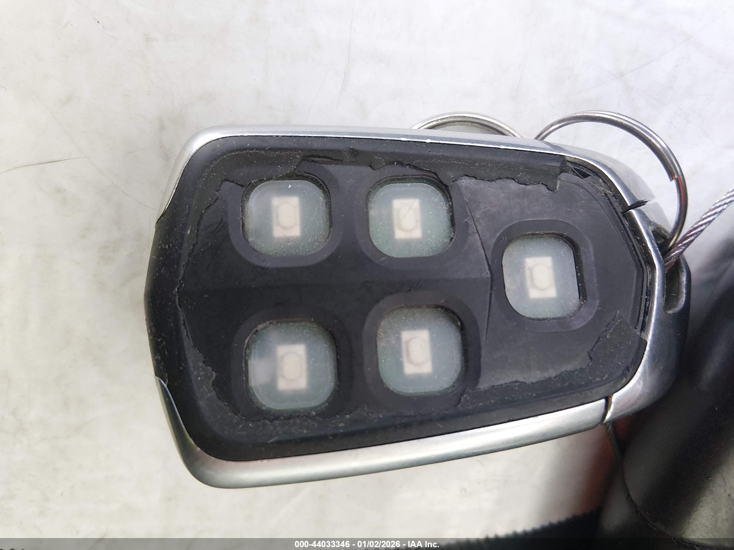 CADILLAC SRX image 11