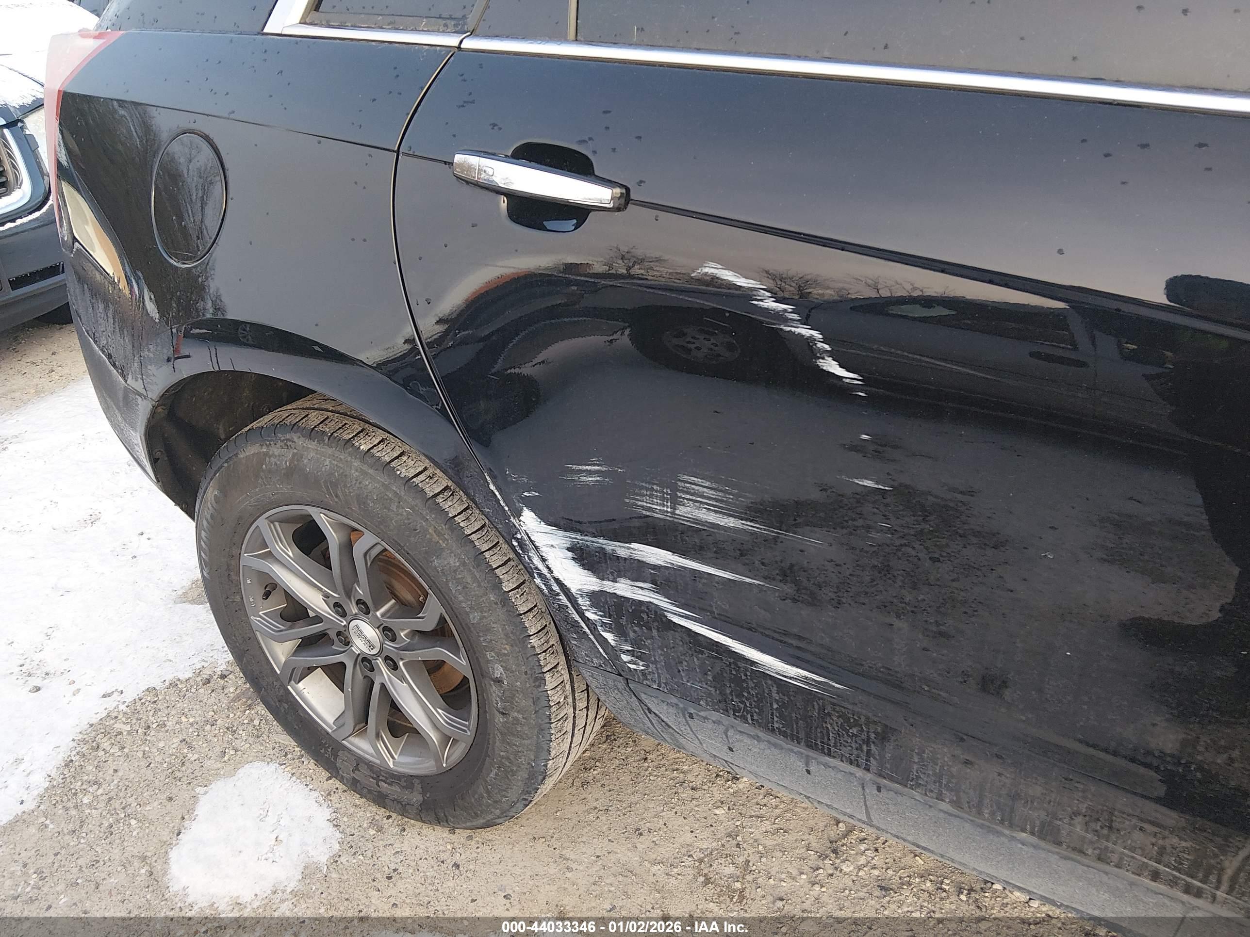CADILLAC SRX image 6