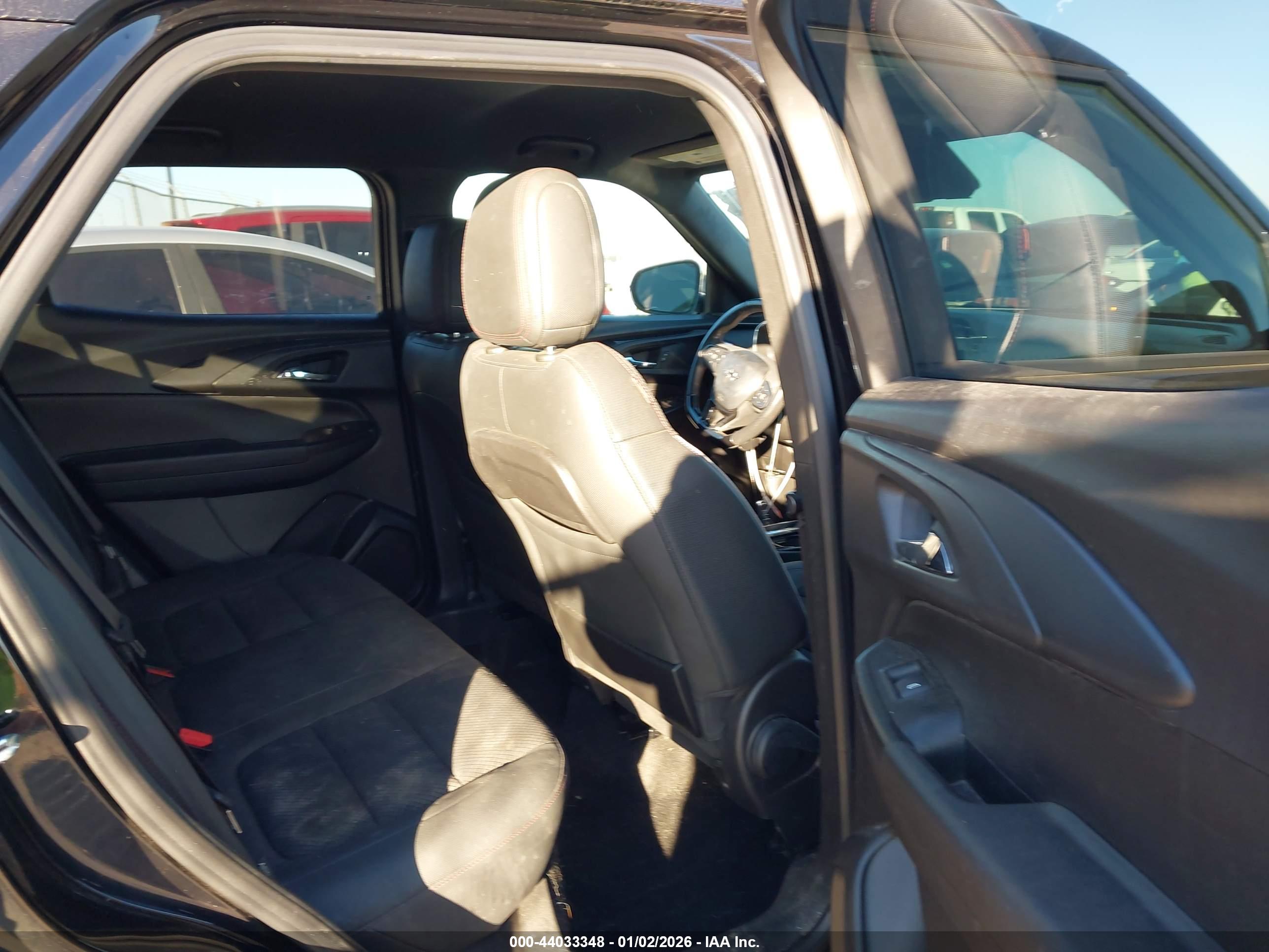 CHEVROLET TRAILBLAZER image 8