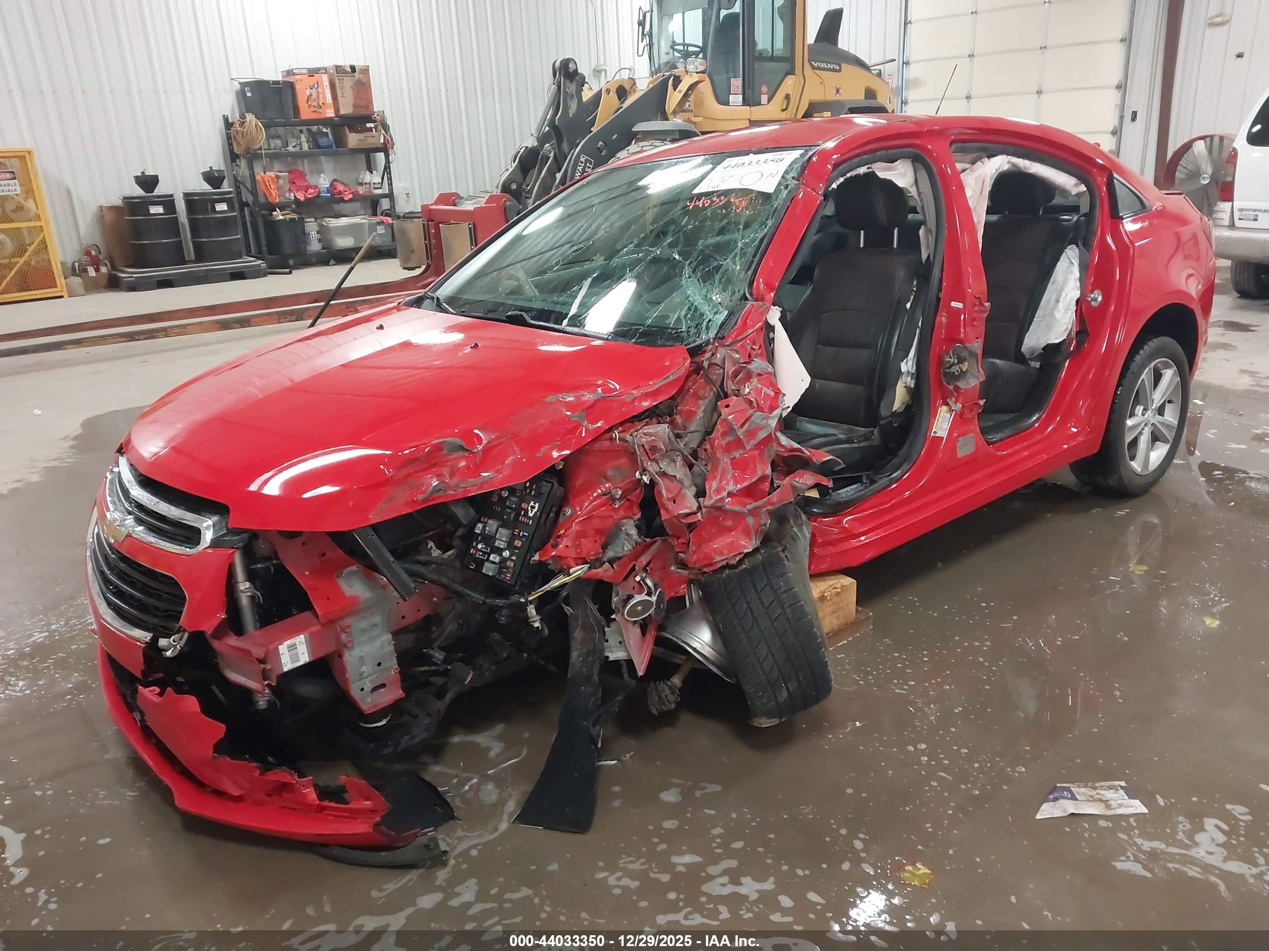 CHEVROLET CRUZE image 2