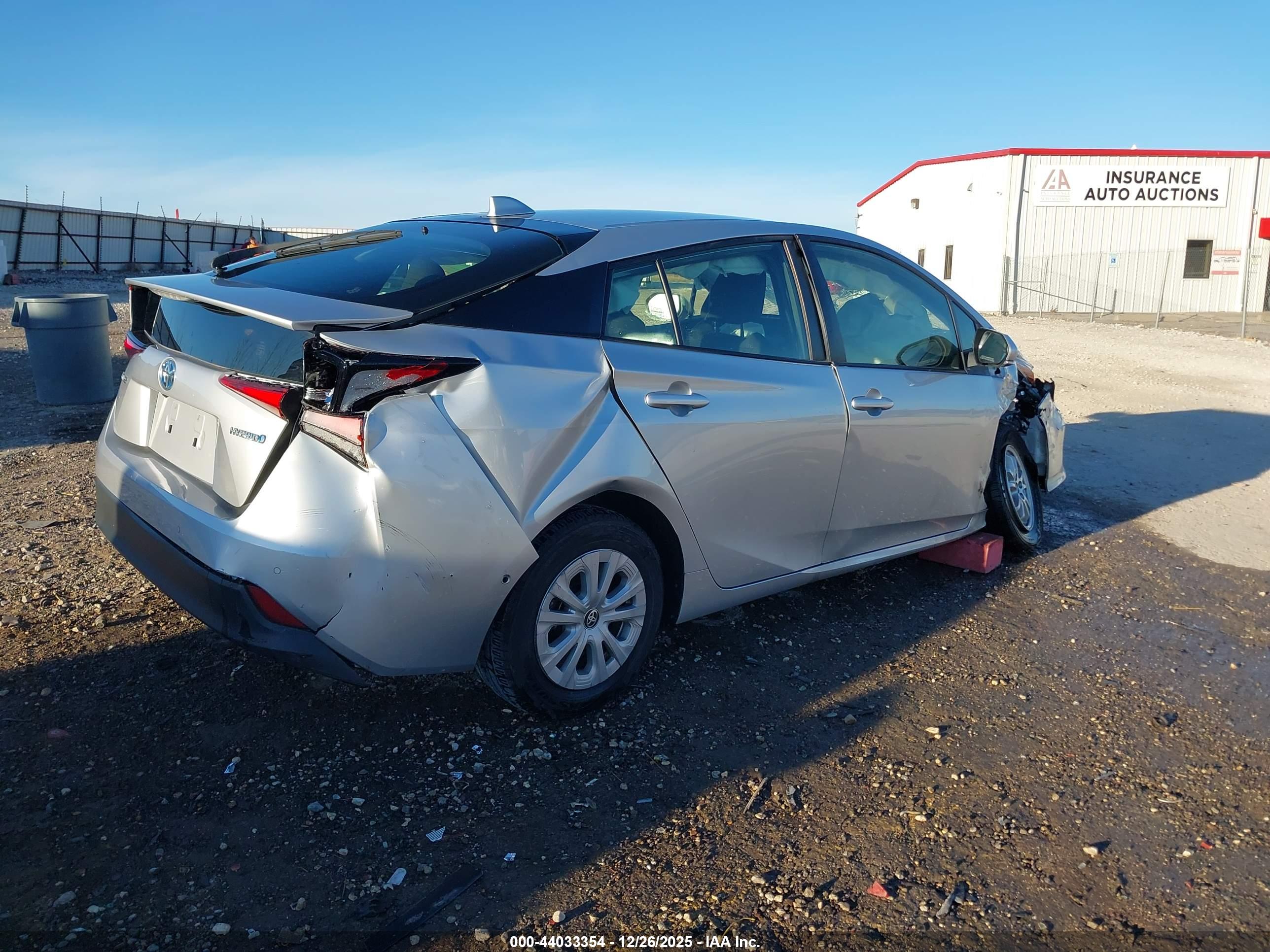 TOYOTA PRIUS image 4