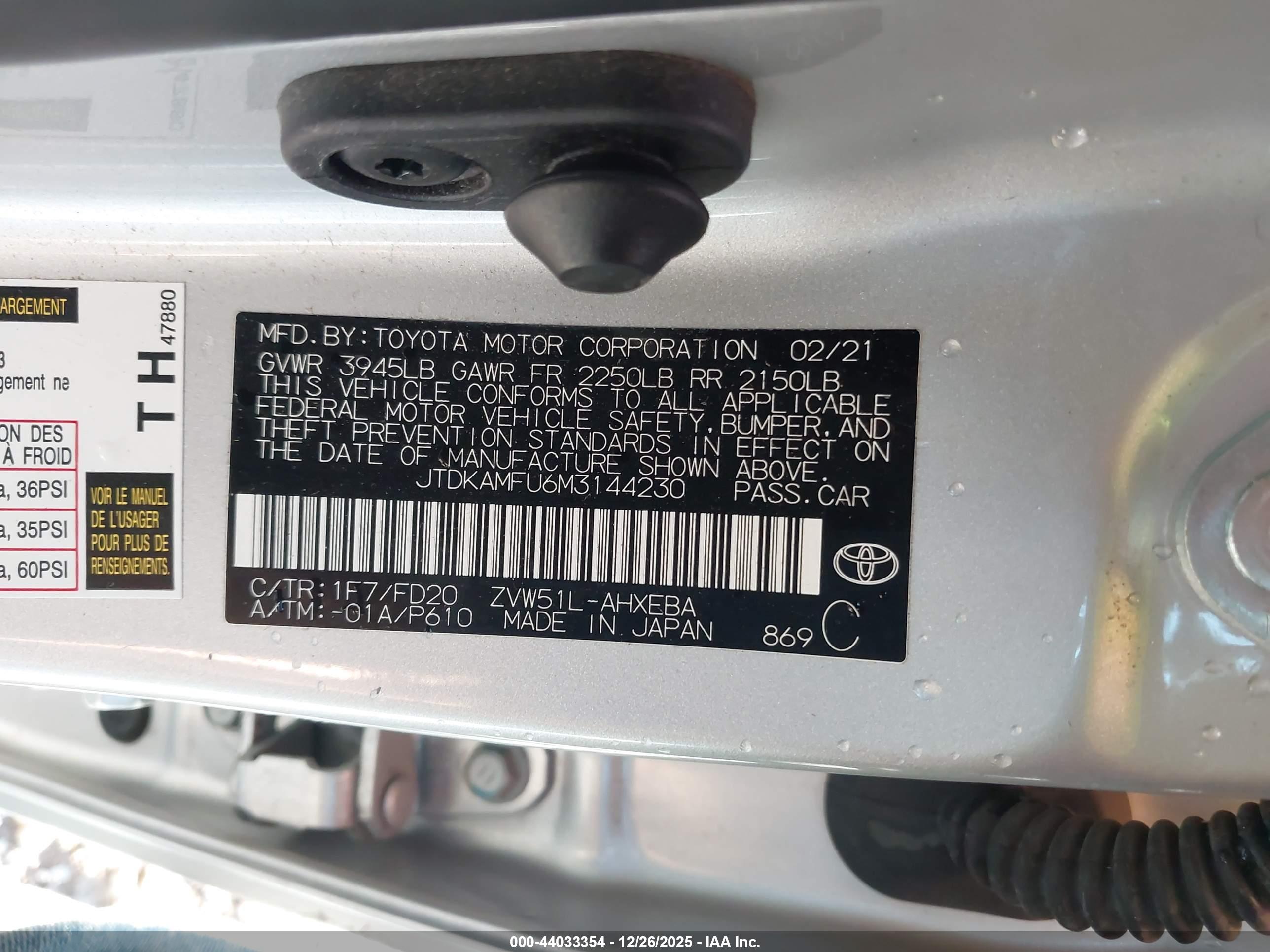 TOYOTA PRIUS image 9