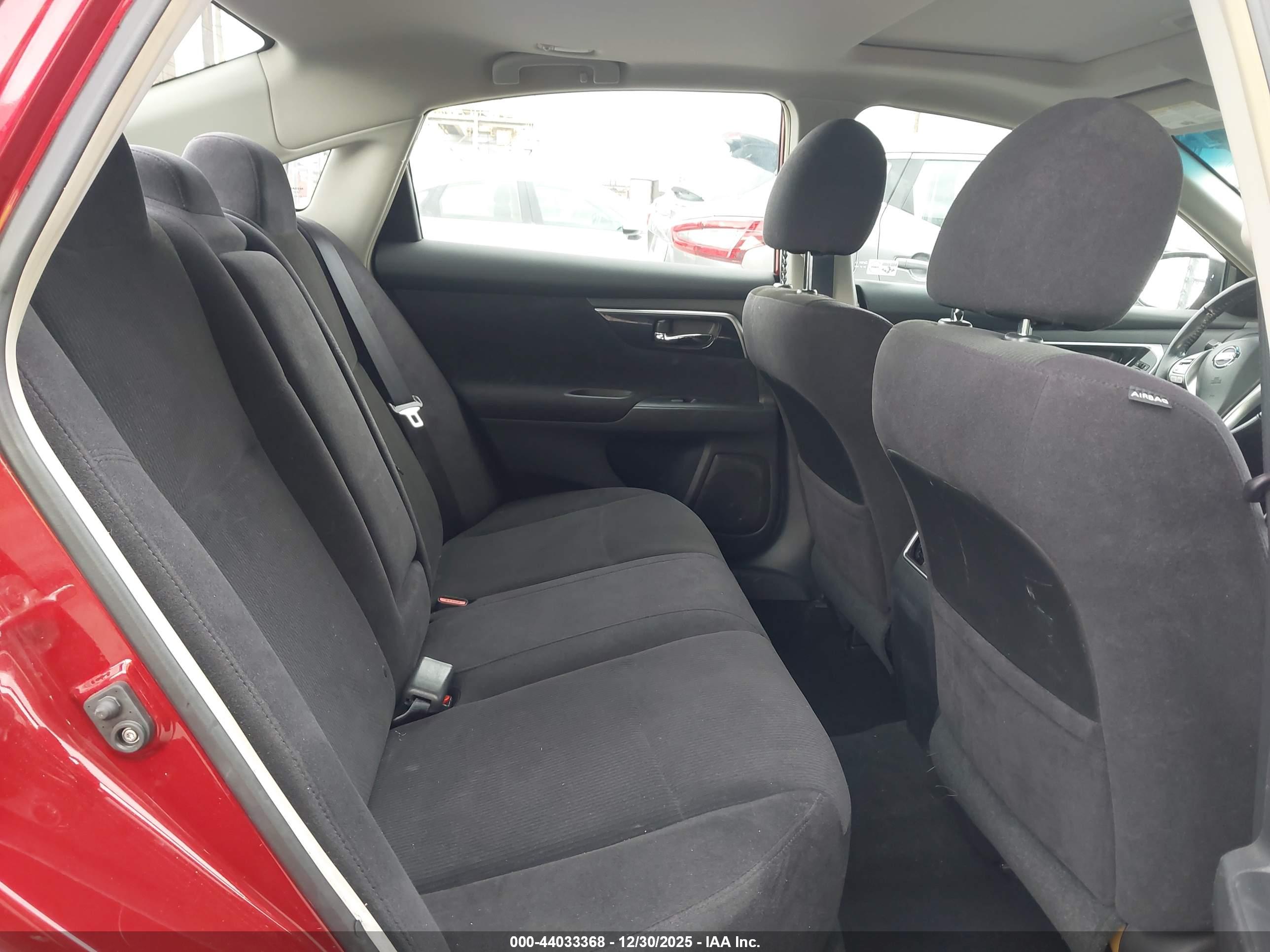 NISSAN ALTIMA image 8
