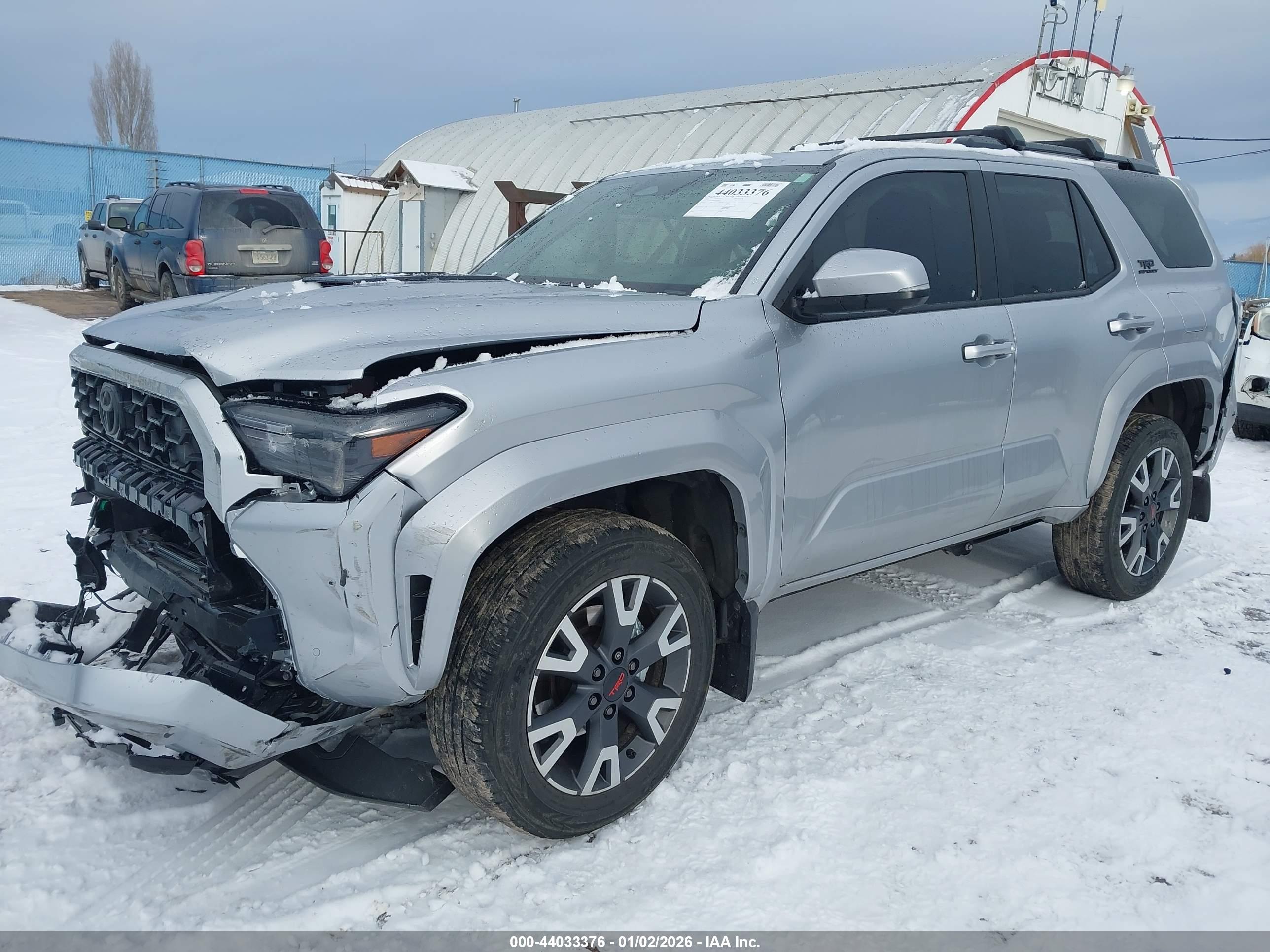 TOYOTA 4RUNNER image 2