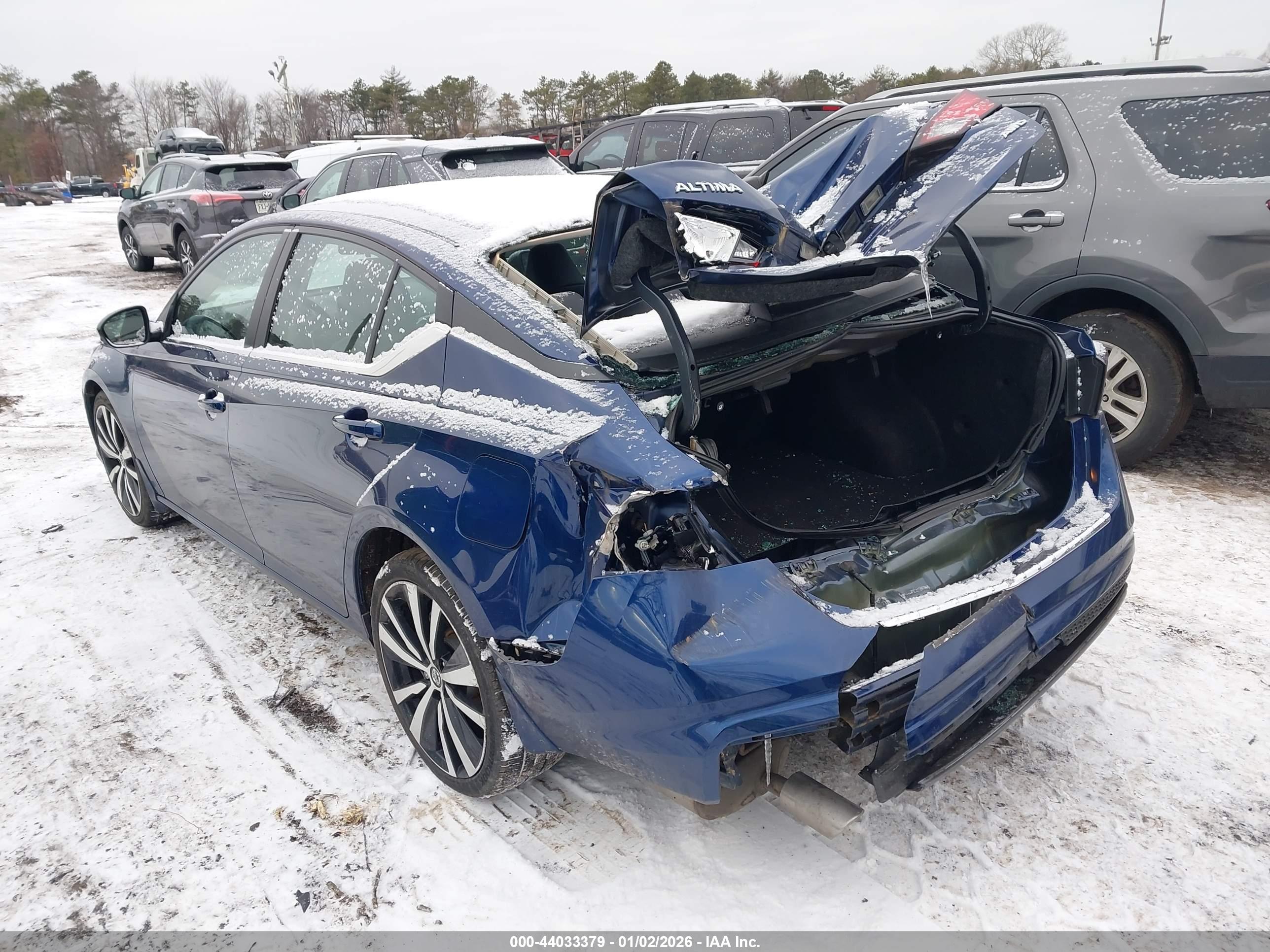 NISSAN ALTIMA image 3