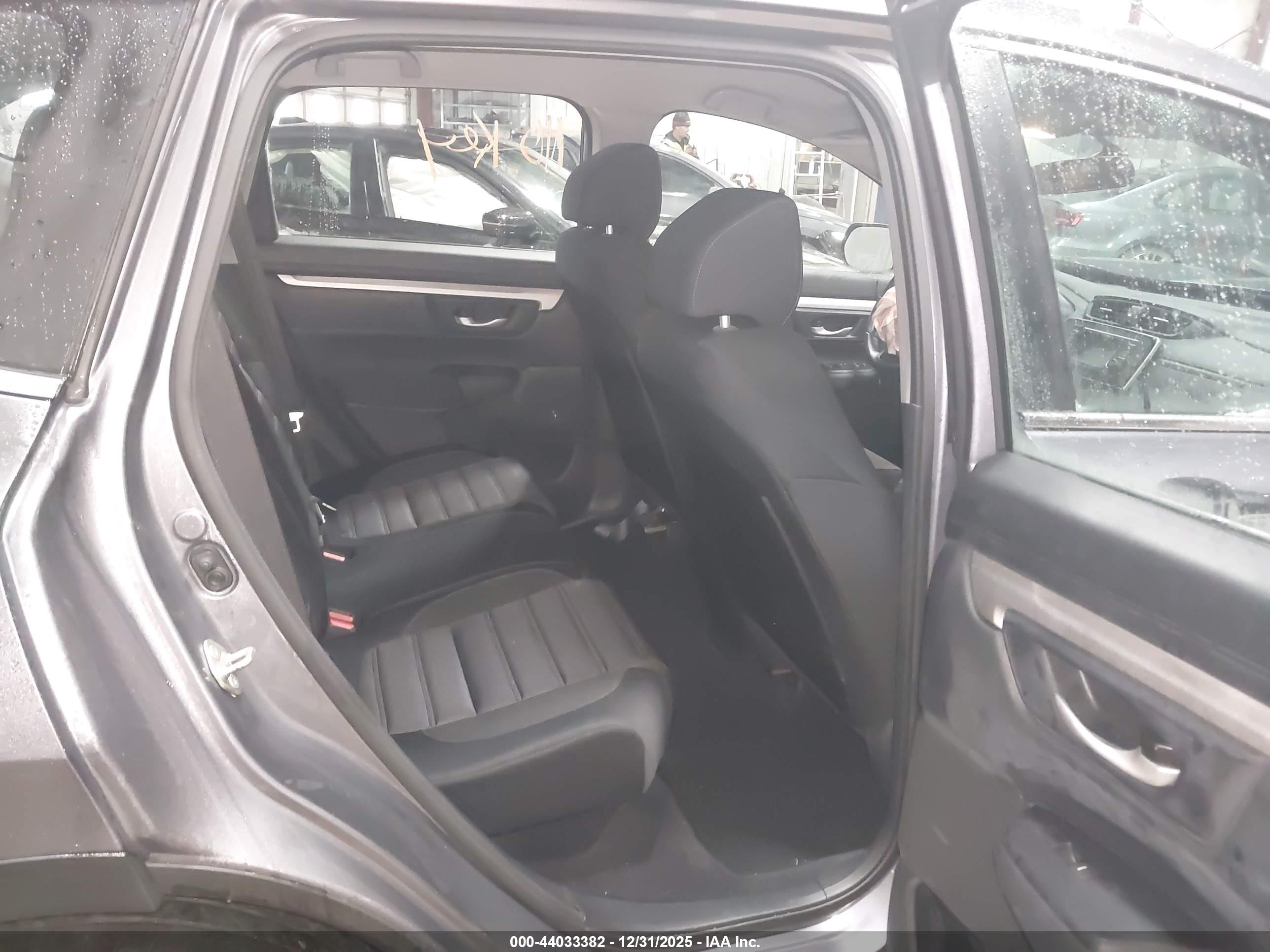 HONDA CR-V image 8