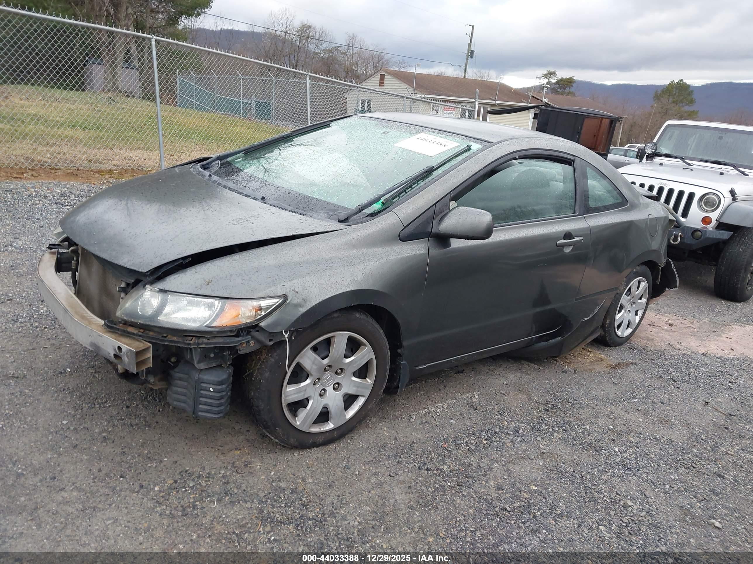 HONDA CIVIC image 2