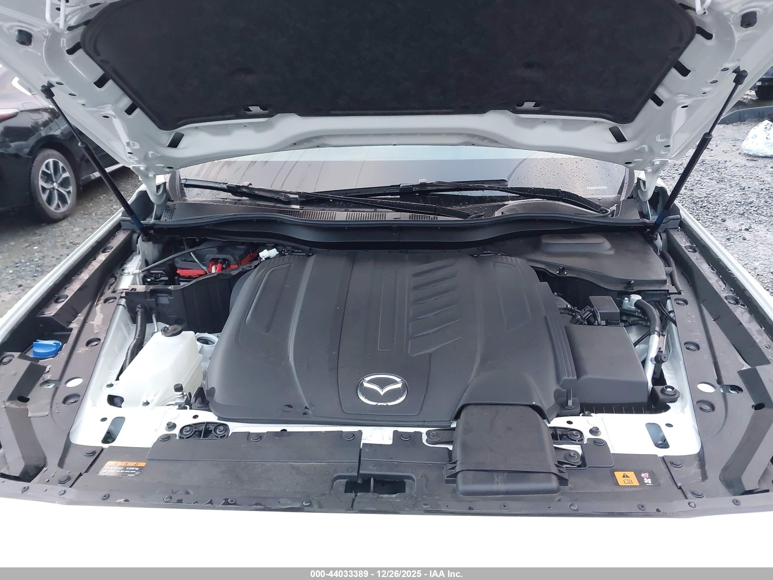 MAZDA CX-90 image 10