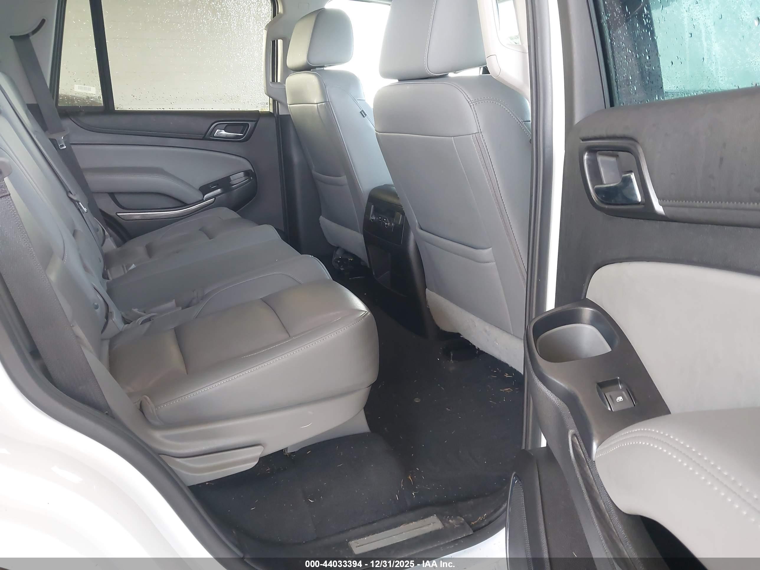 CHEVROLET TAHOE image 8