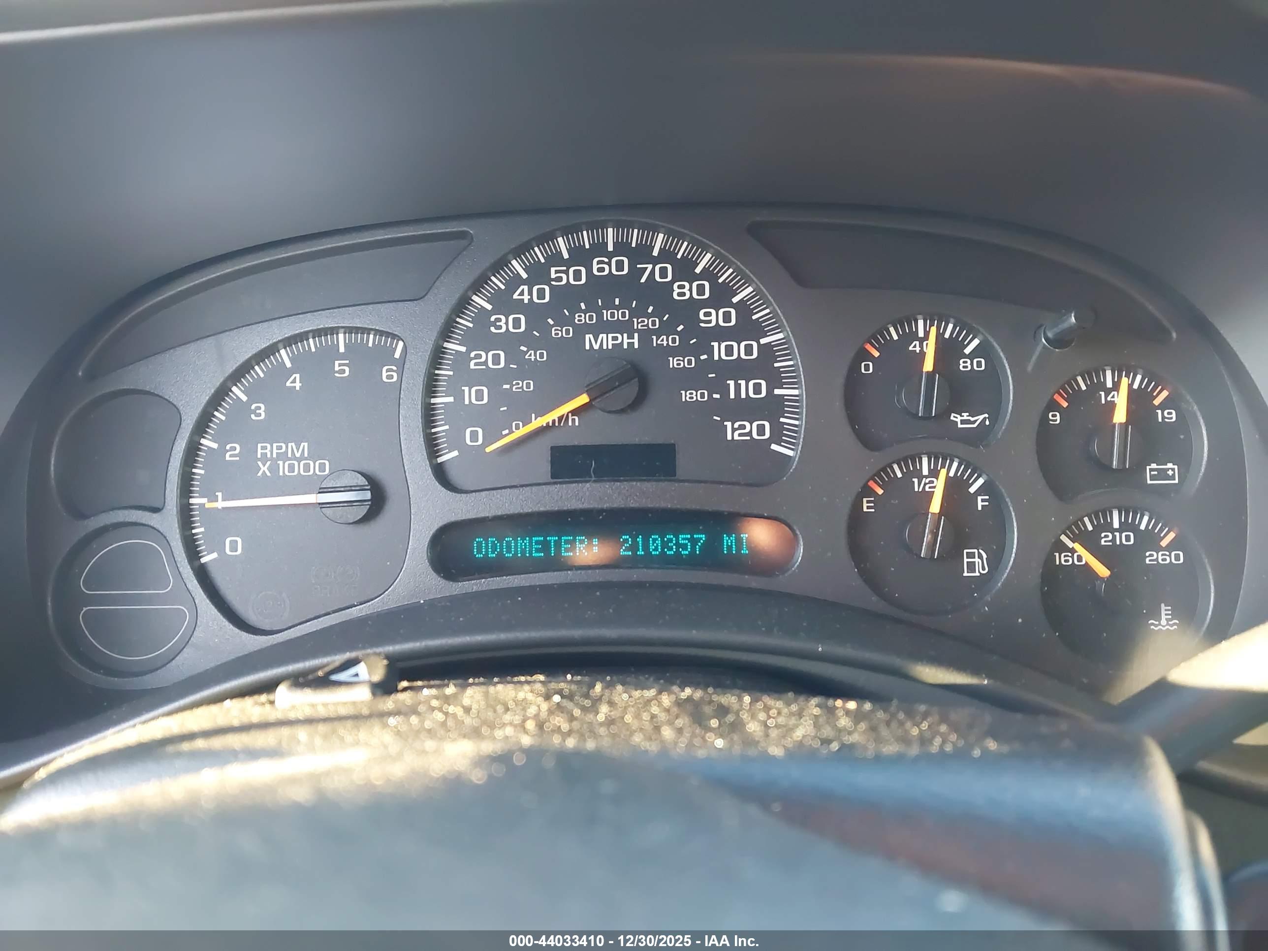 GMC YUKON image 7