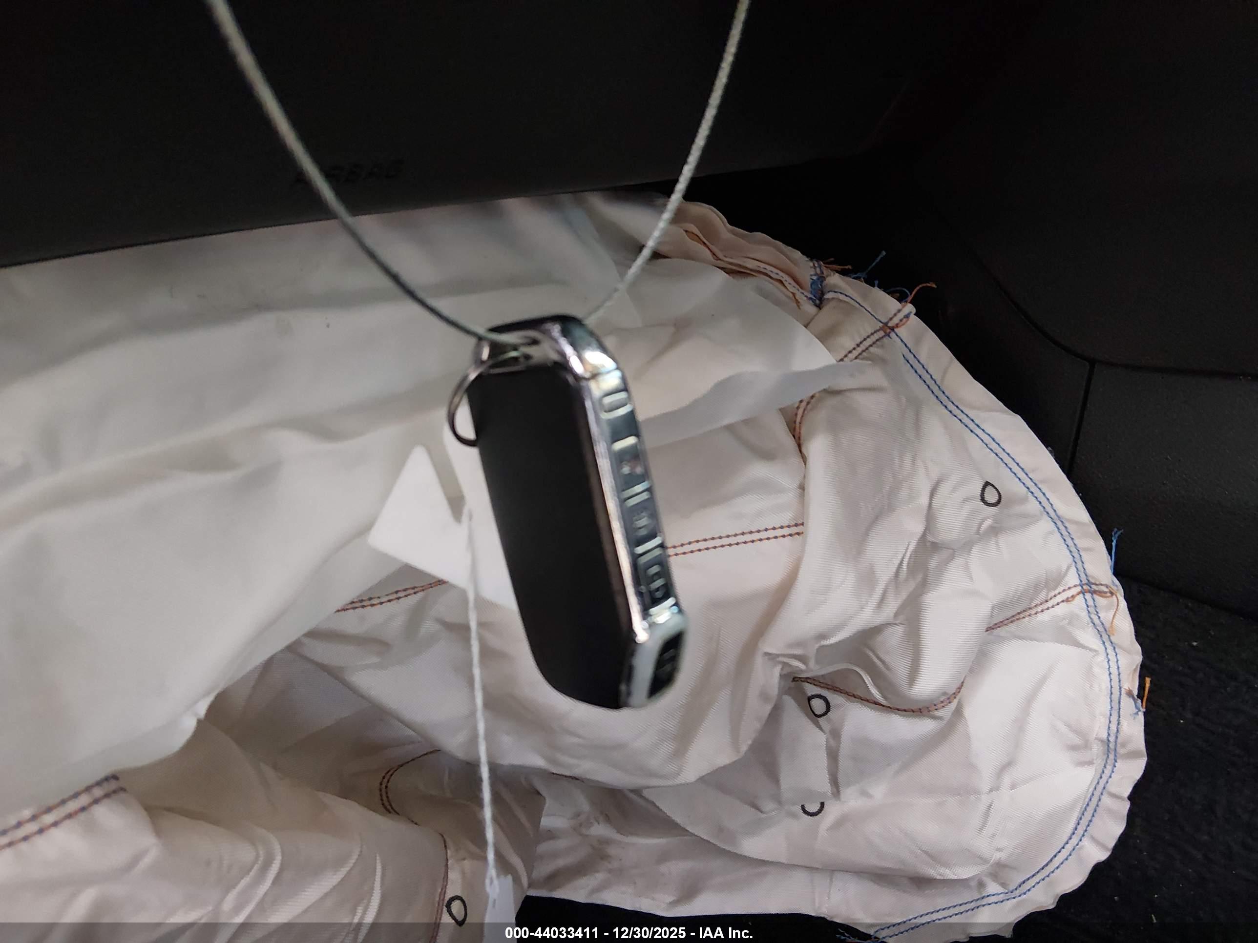 KIA K5 image 11