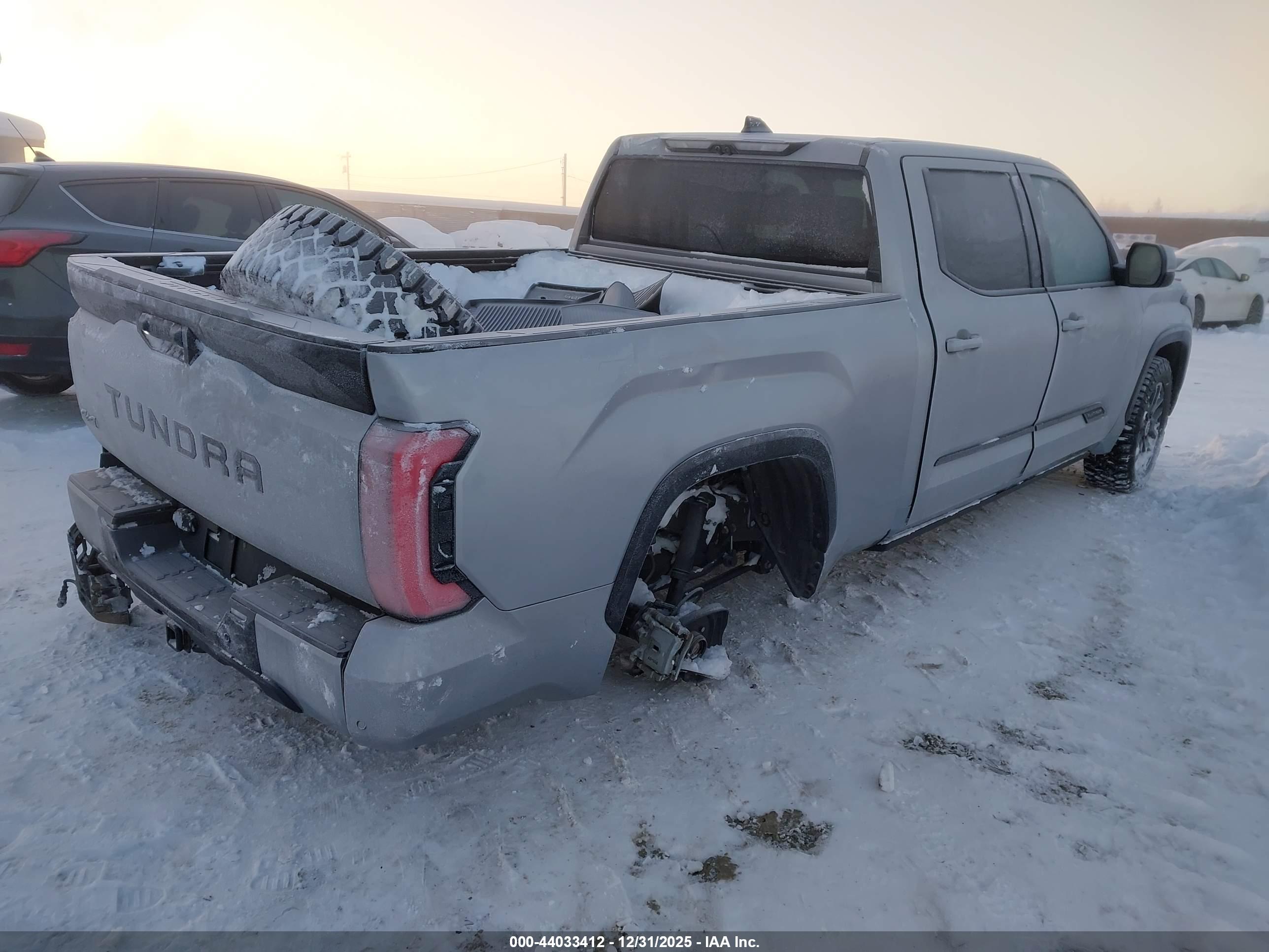 TOYOTA TUNDRA image 4