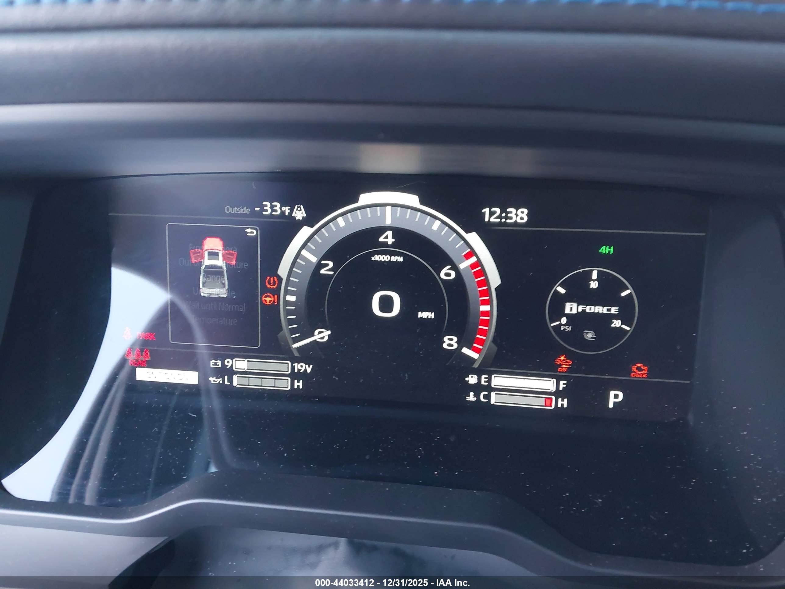 TOYOTA TUNDRA image 7