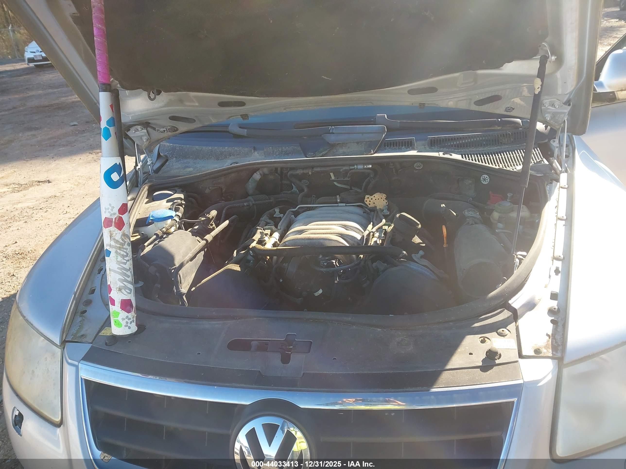 VOLKSWAGEN TOUAREG image 10