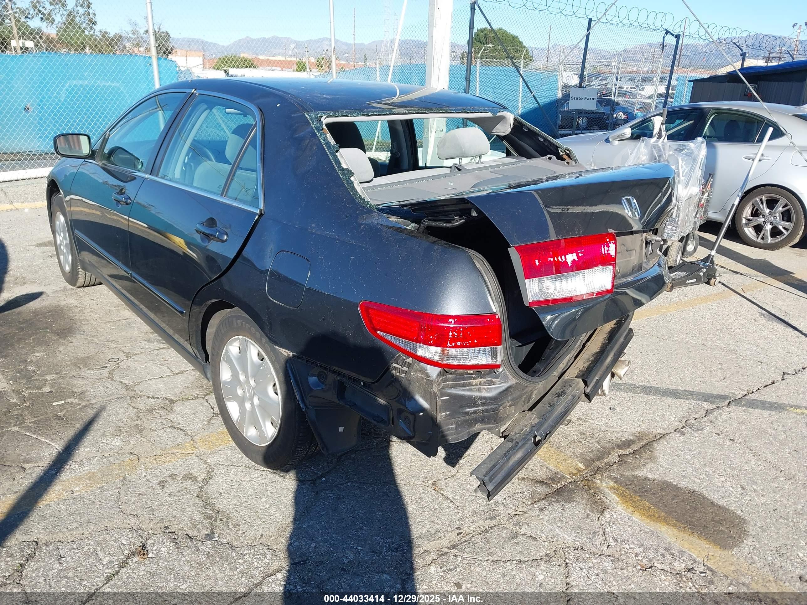 HONDA ACCORD image 3
