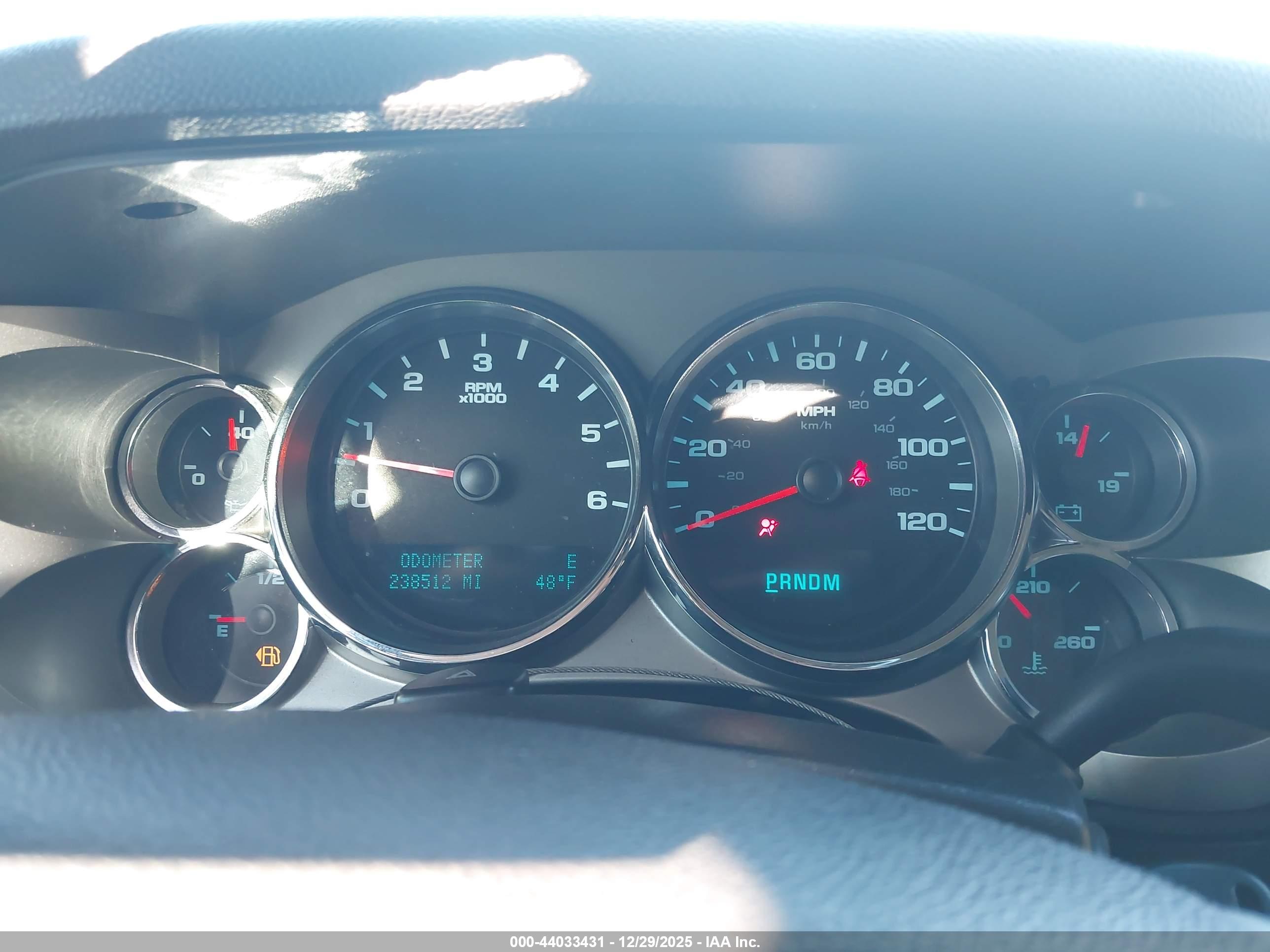 GMC SIERRA image 7