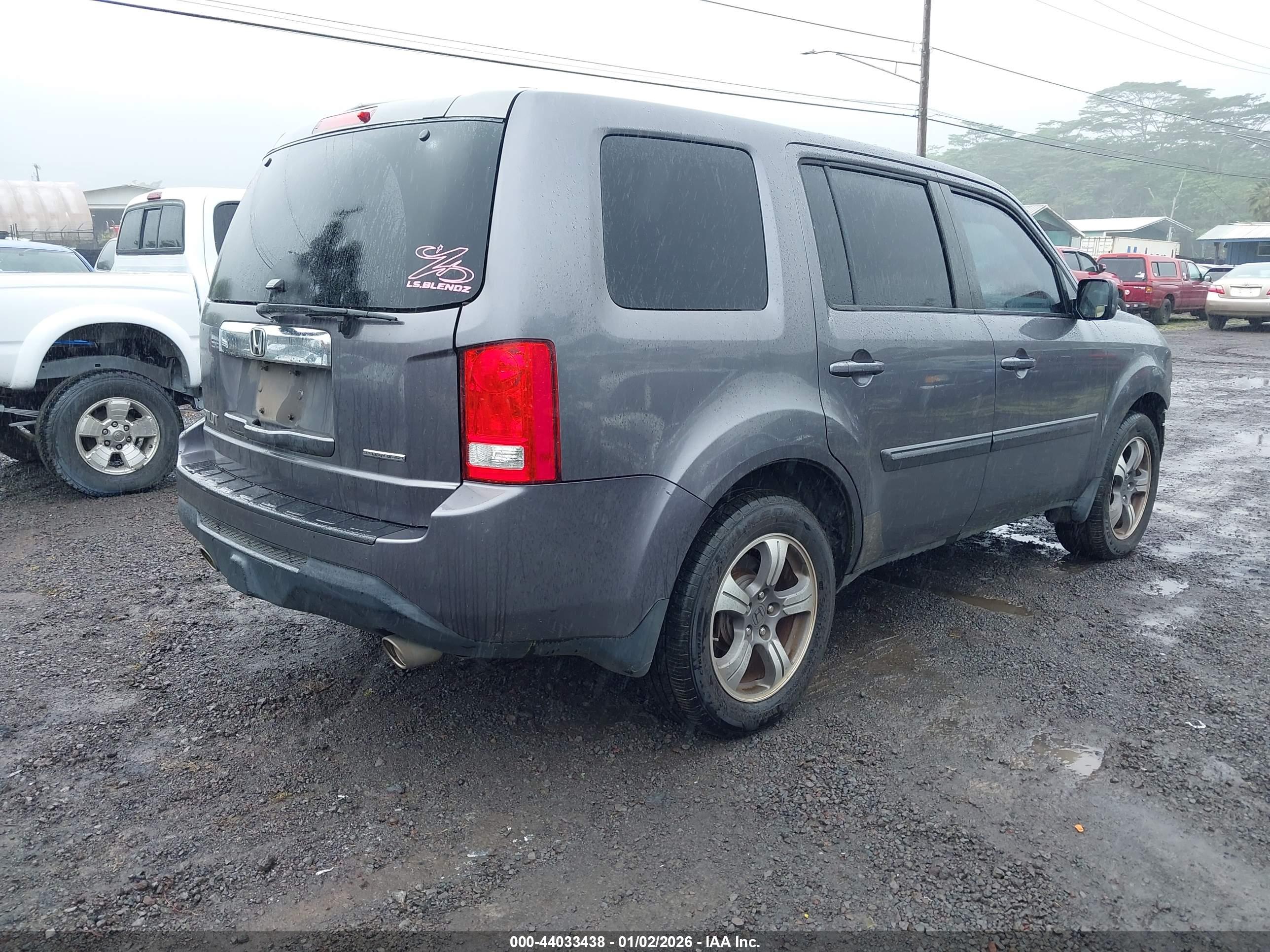 HONDA PILOT image 4