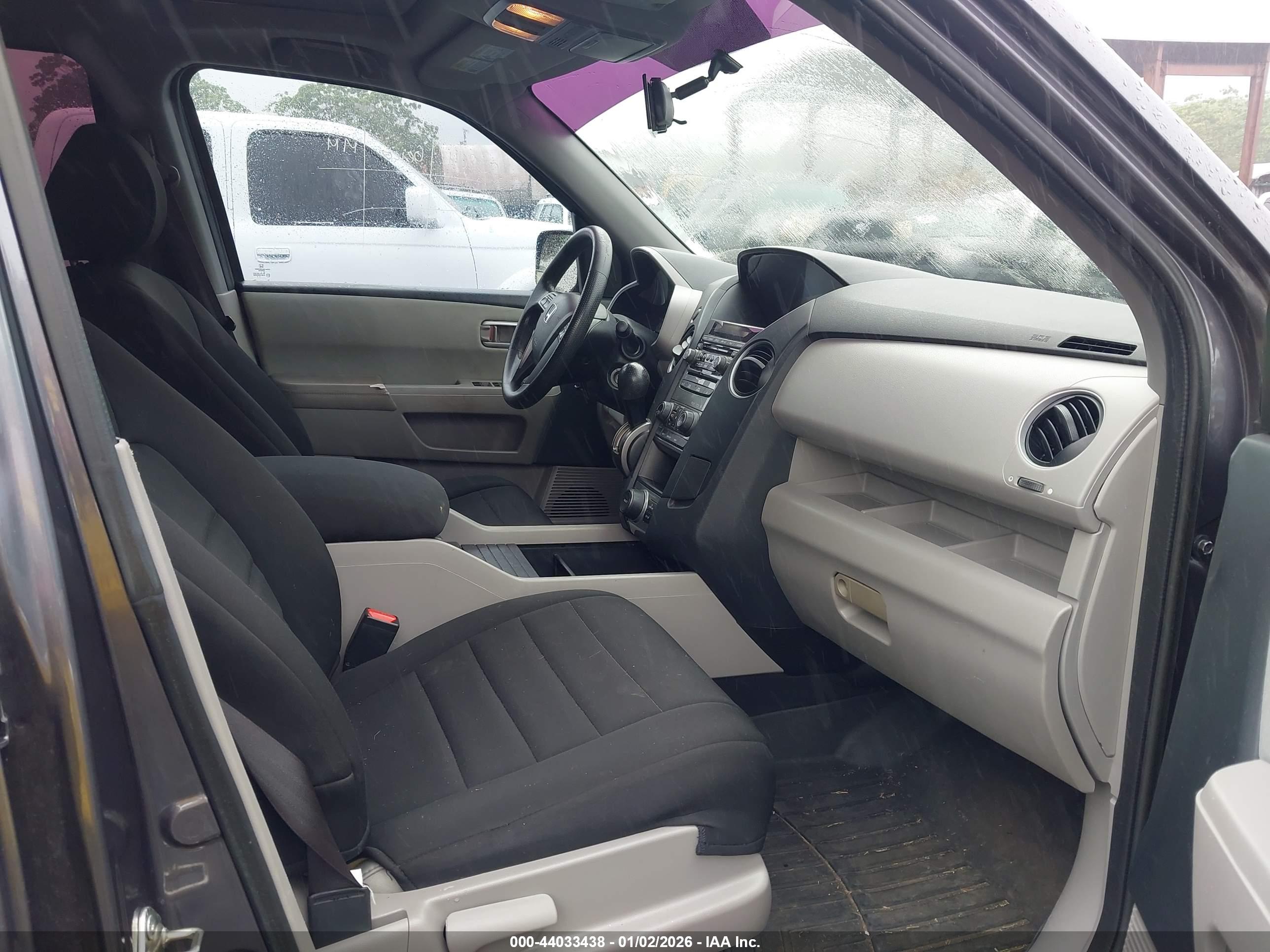 HONDA PILOT image 5