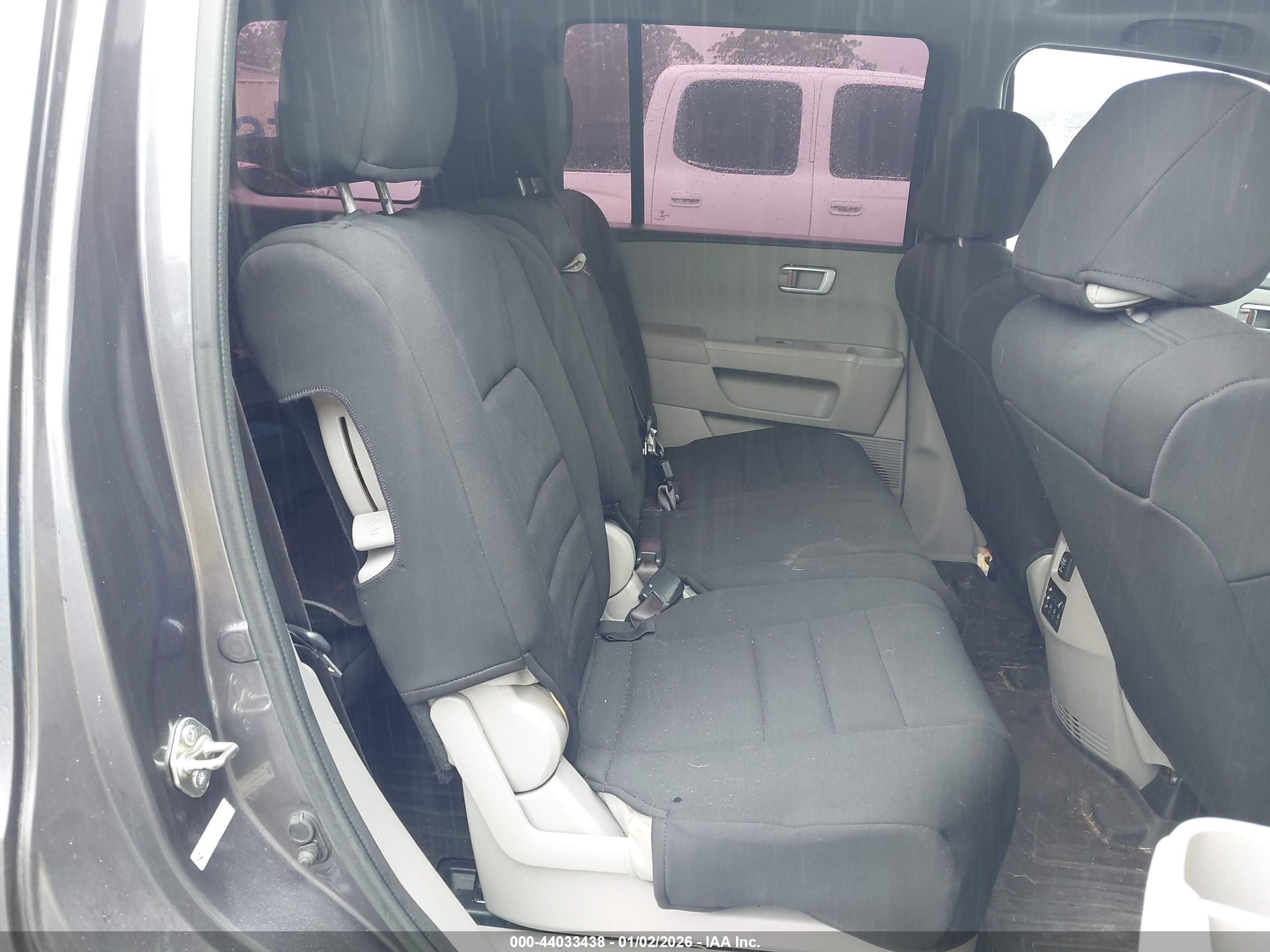 HONDA PILOT image 8