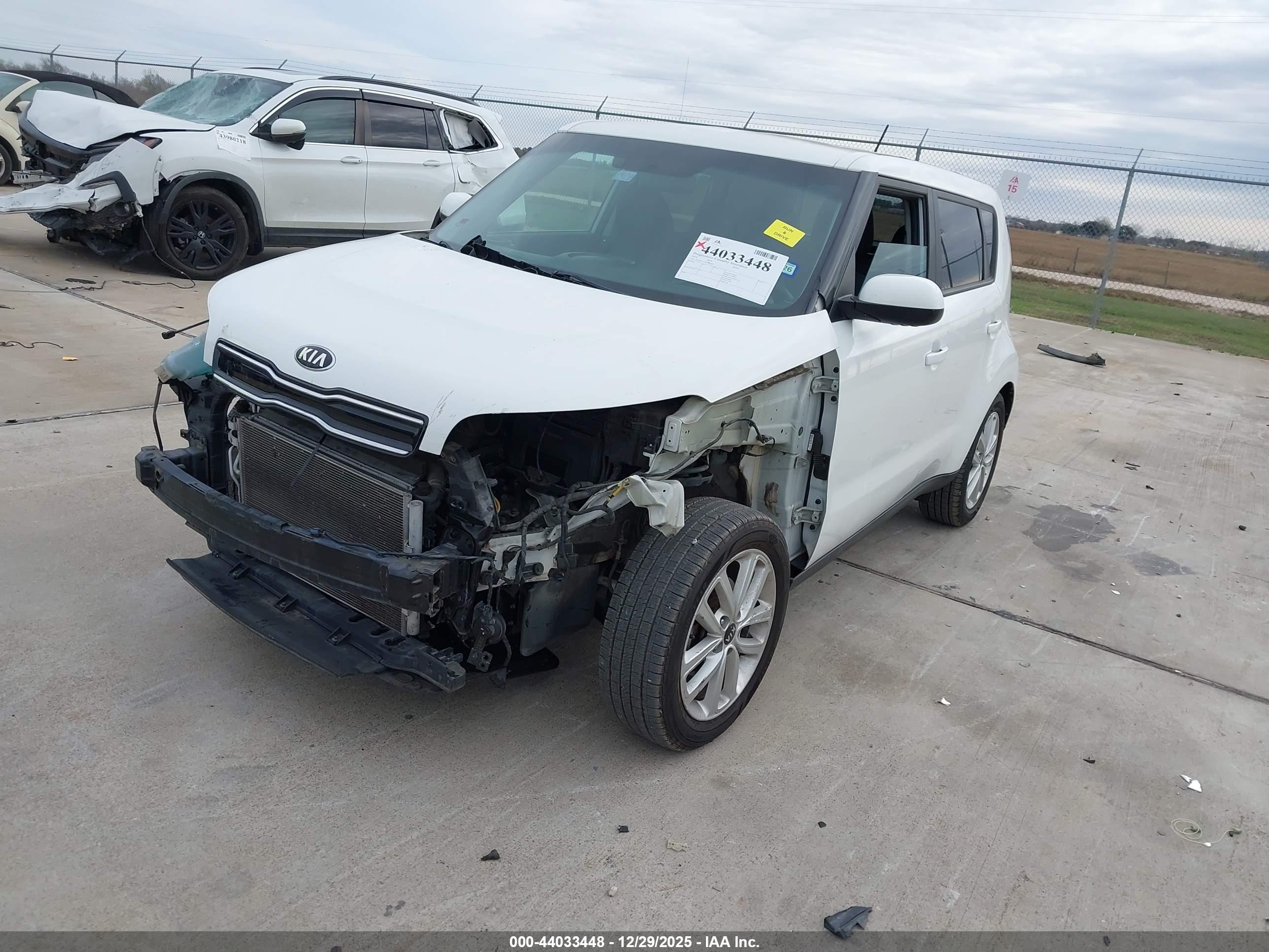 KIA SOUL image 2