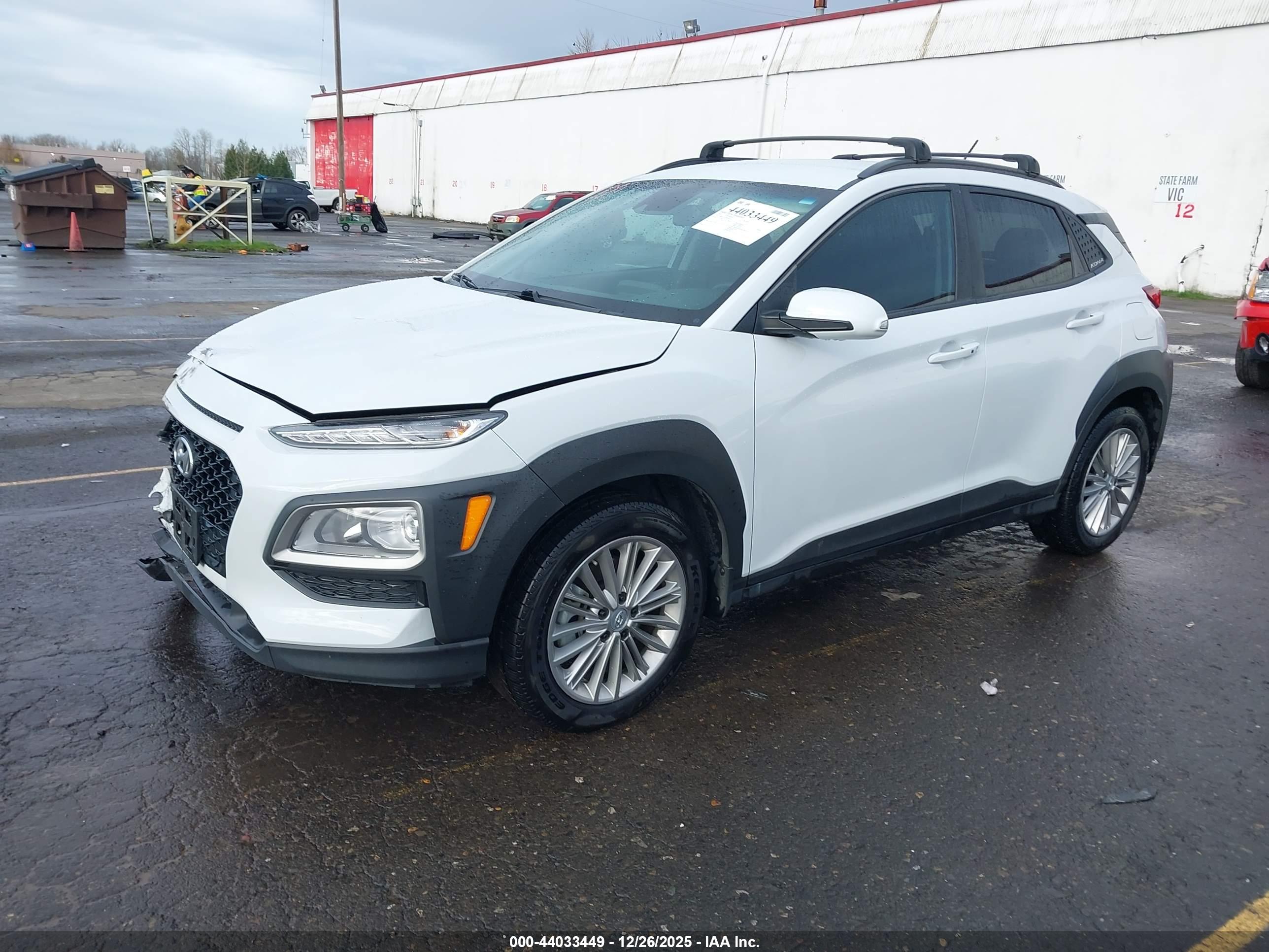 HYUNDAI KONA image 2