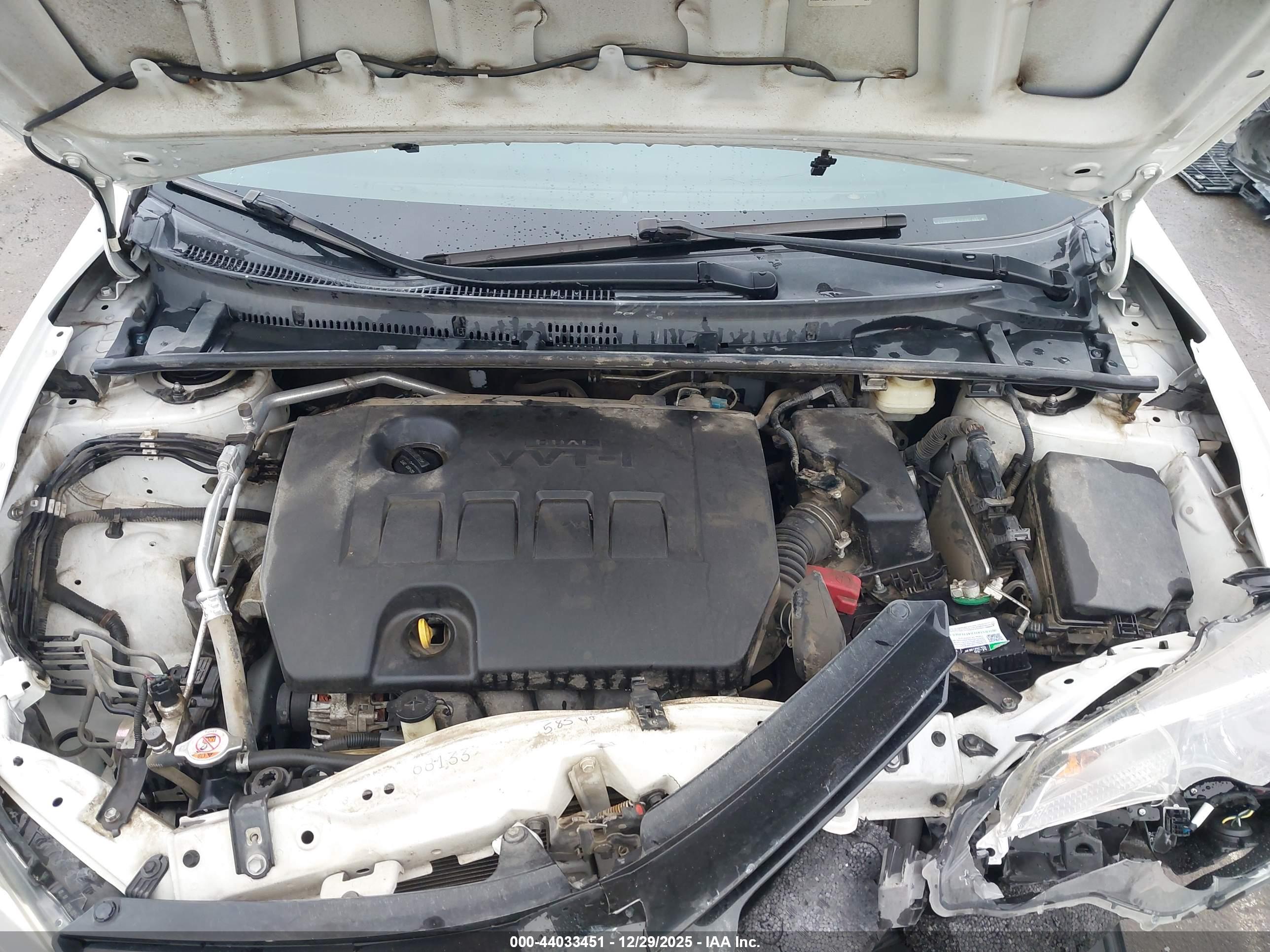 TOYOTA COROLLA image 10
