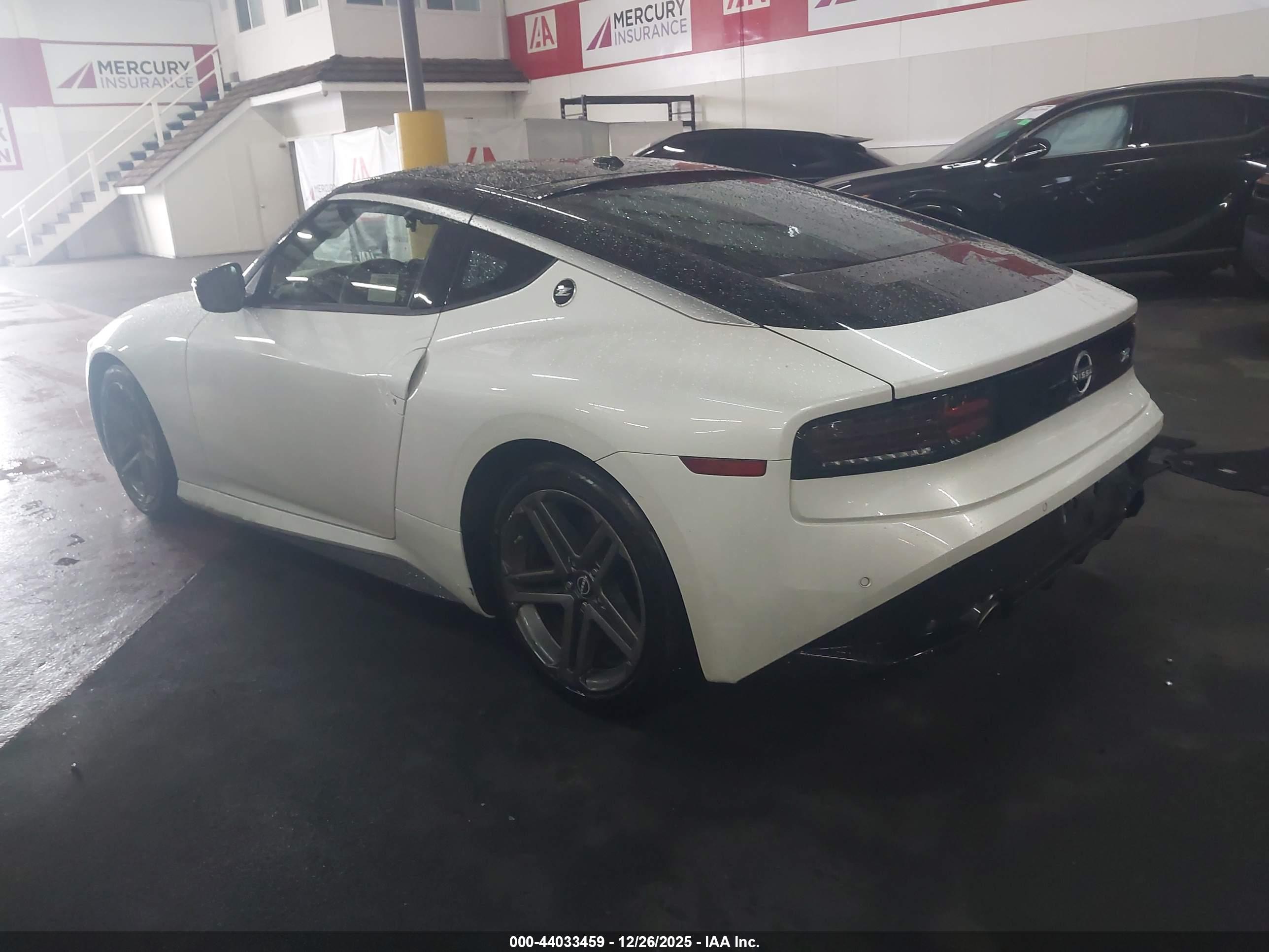 NISSAN Z image 3
