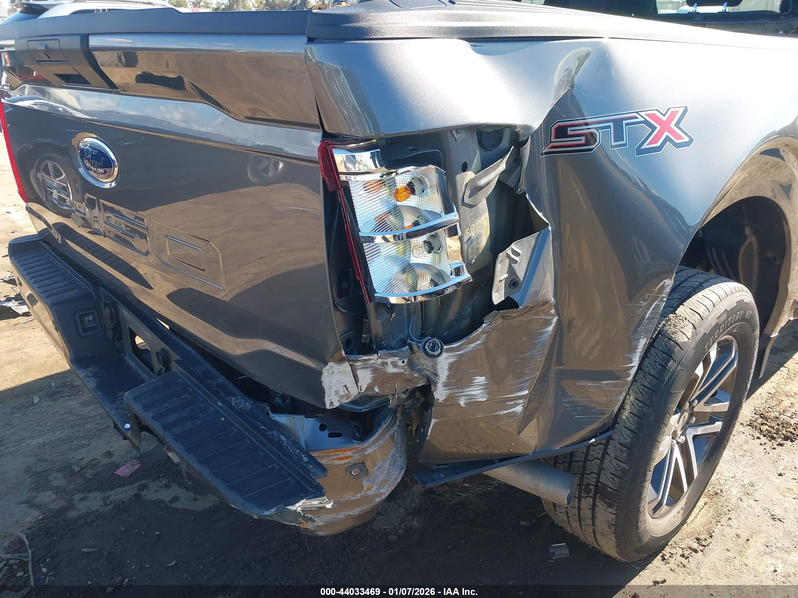 FORD F-150 image 6