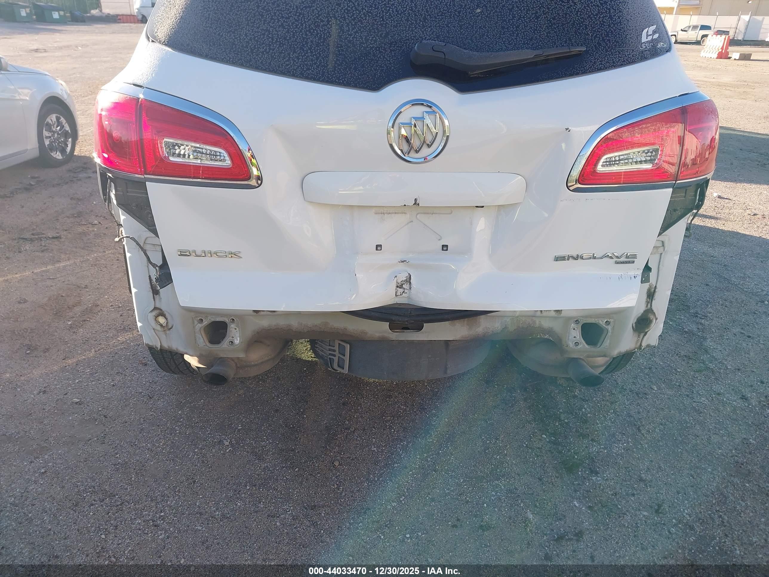 BUICK ENCLAVE image 6