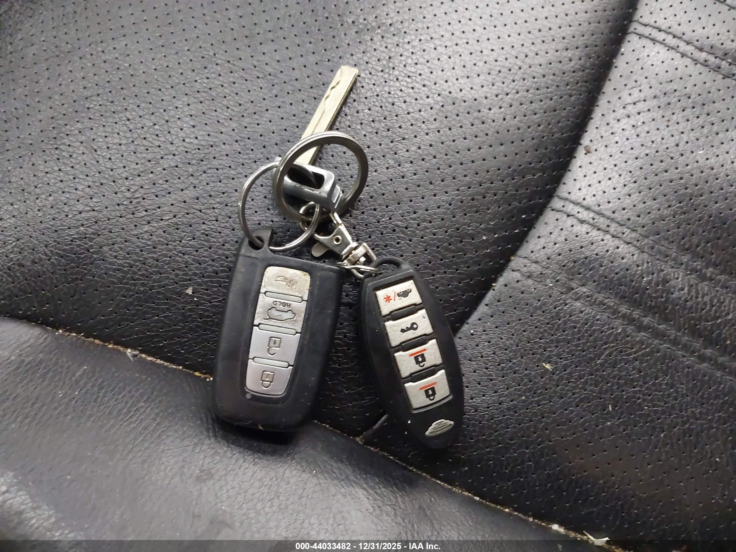 KIA SORENTO image 11
