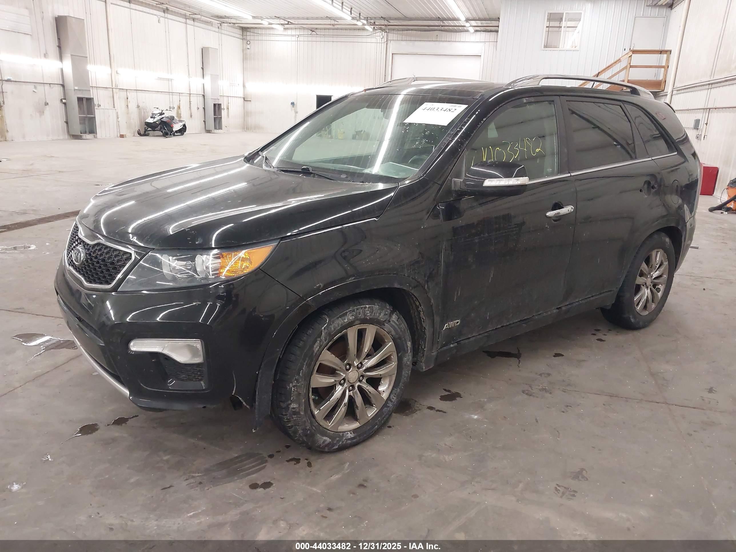KIA SORENTO image 2