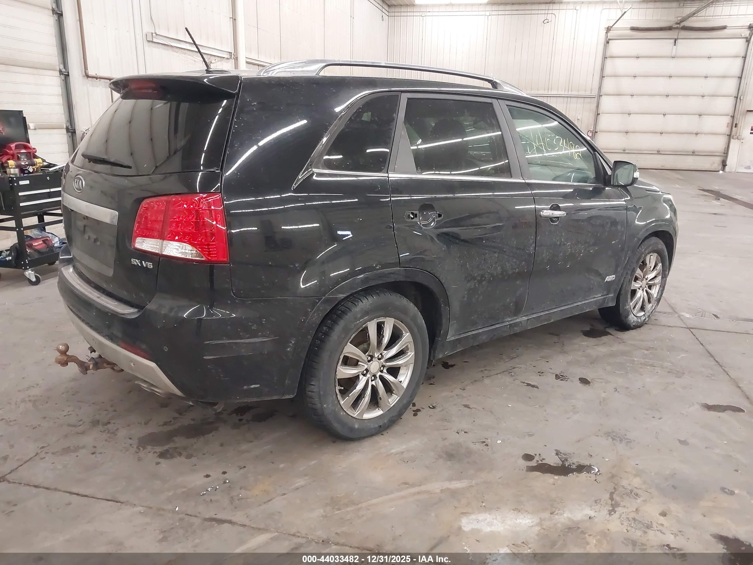 KIA SORENTO image 4