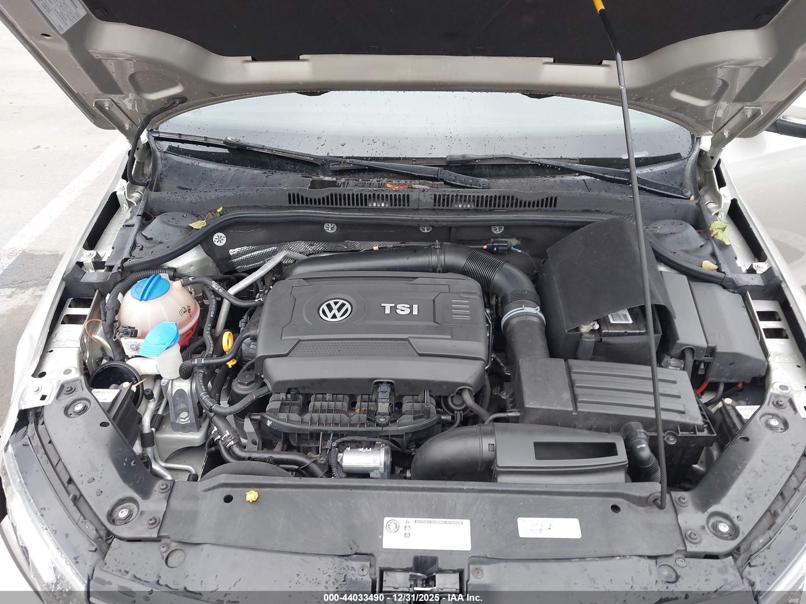 VOLKSWAGEN JETTA image 10