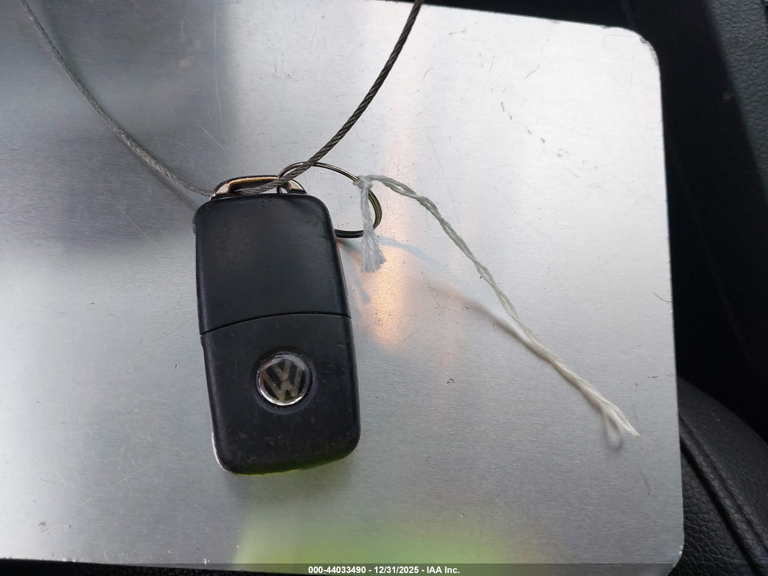 VOLKSWAGEN JETTA image 11
