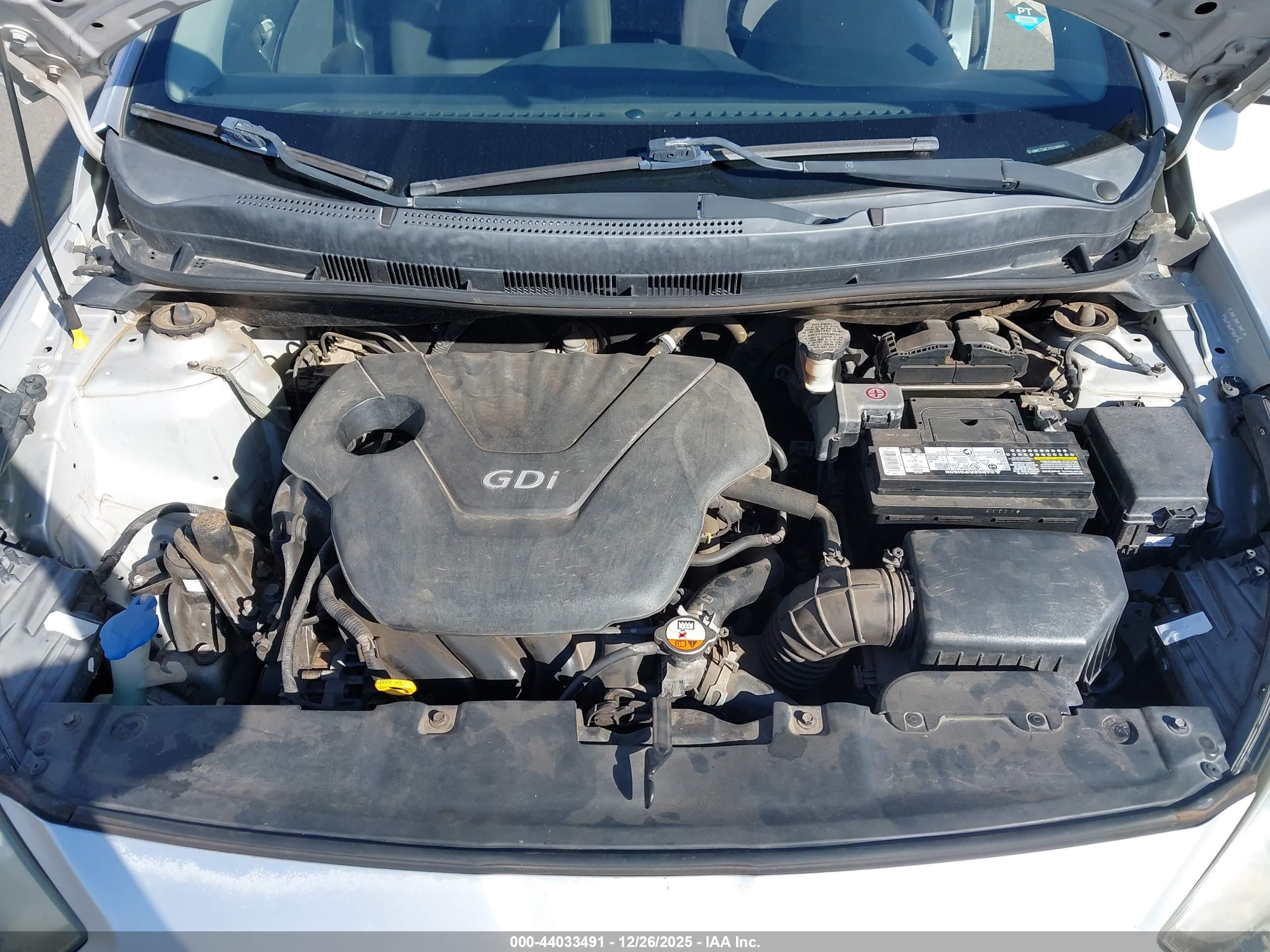 HYUNDAI ACCENT image 10