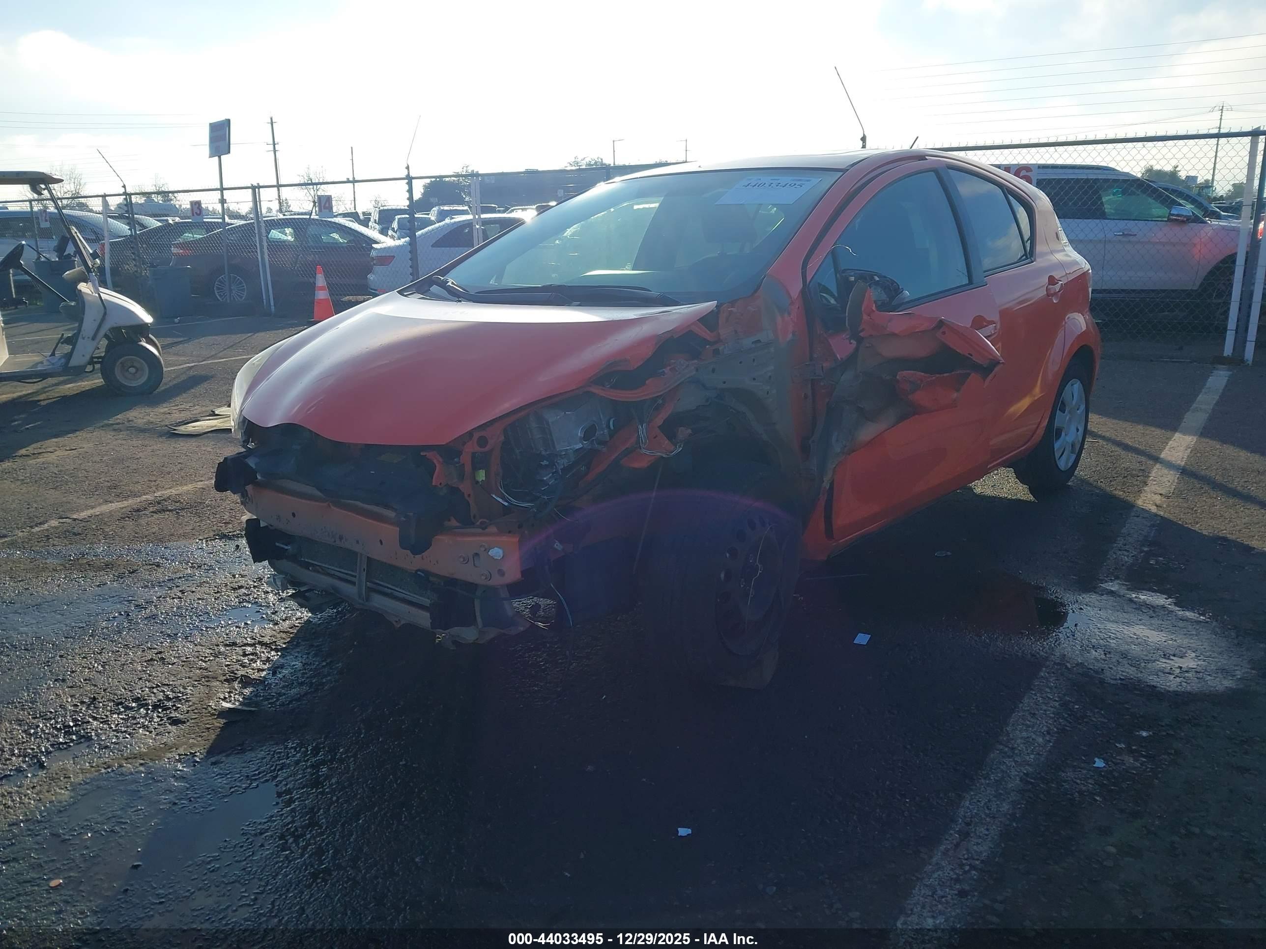TOYOTA PRIUS image 2