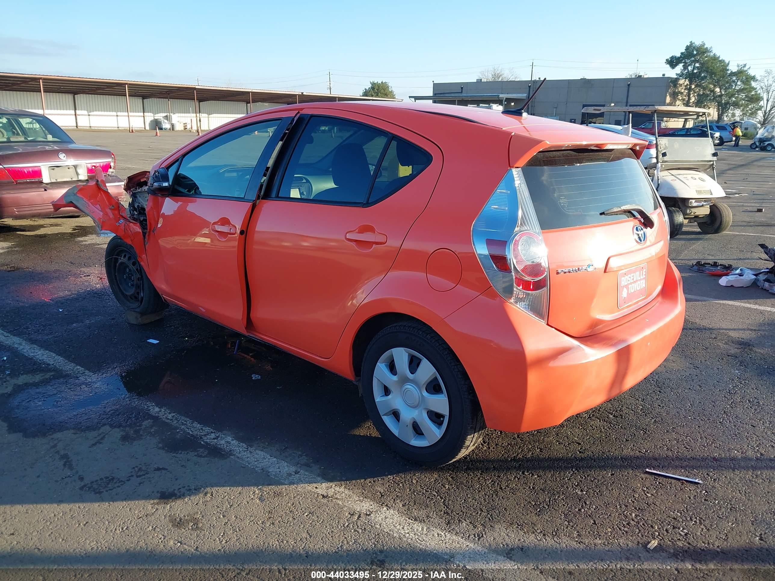 TOYOTA PRIUS image 3
