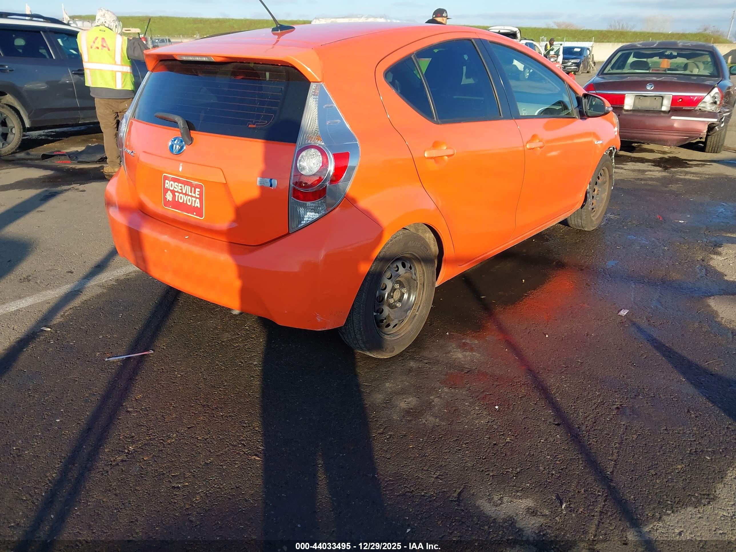 TOYOTA PRIUS image 4
