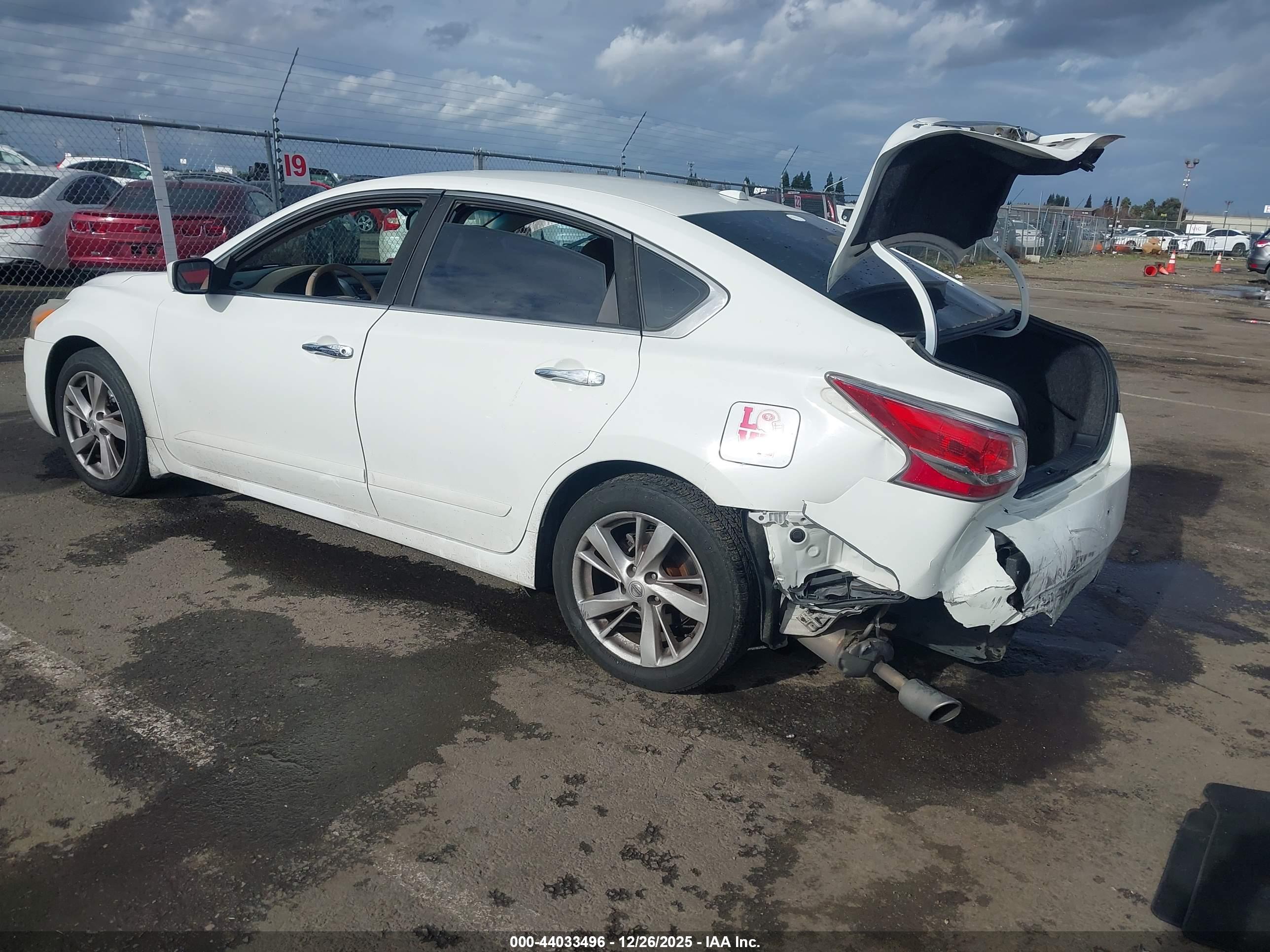 NISSAN ALTIMA image 3